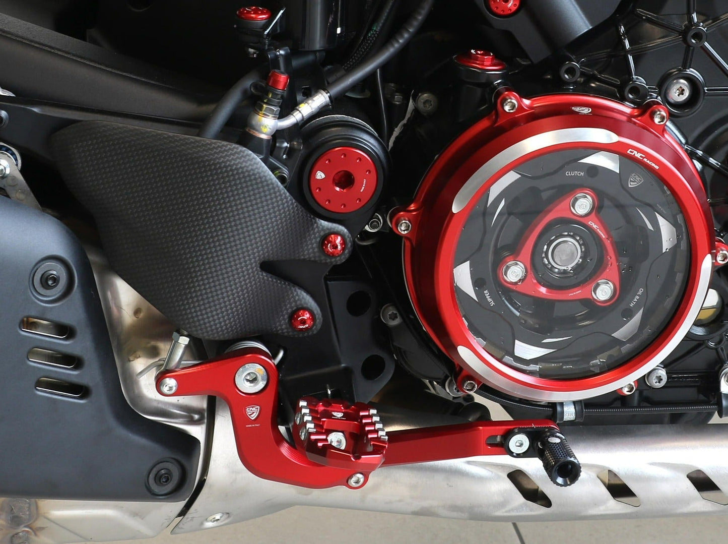 PEC04 - CNC RACING Ducati Diavel V4 (2023+) Gear/Rear Brake Levers Kit "Slide" – Accessories in the Motodeal Motorcycle Aftermarket Accessories and Parts Online Shop