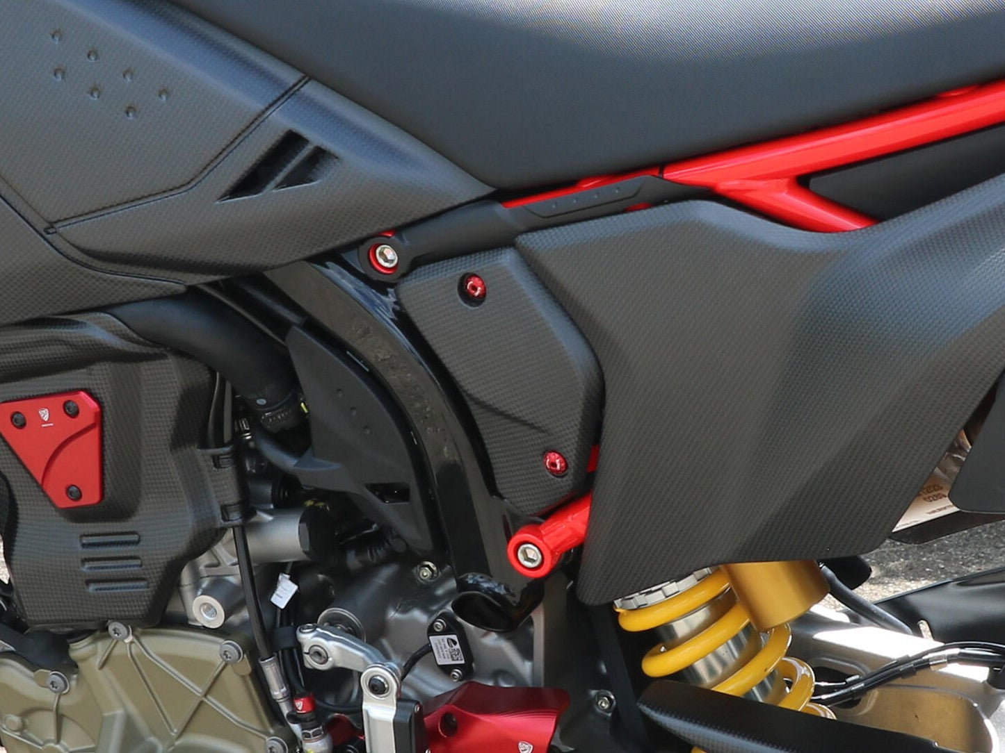 KV484 - CNC RACING Ducati Hypermotard 698 Mono (2024+) Frame Side Covers Screw Kit – Accessories in the Motodeal Motorcycle Aftermarket Accessories and Parts Online Shop