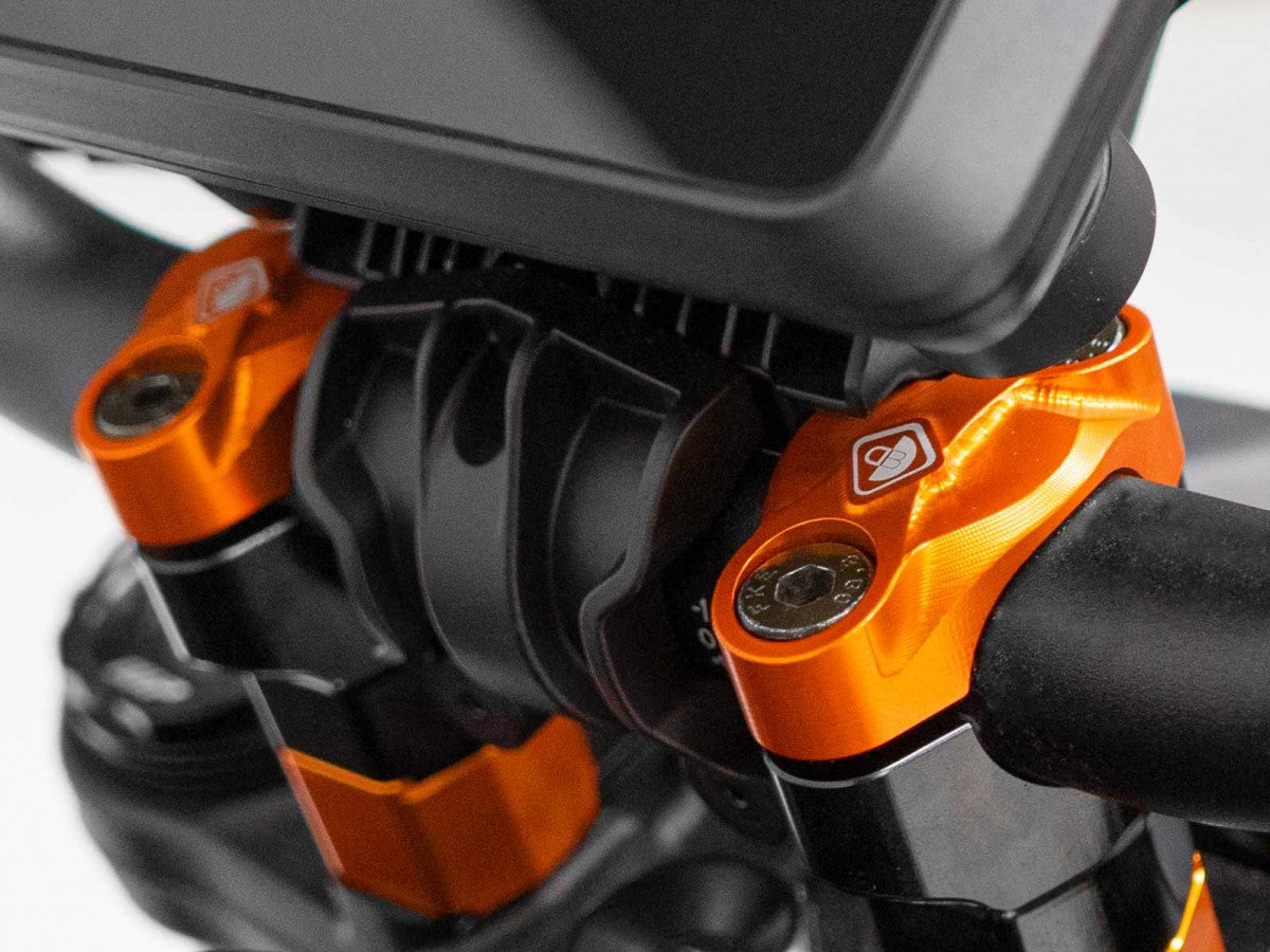 BM21 - DUCABIKE KTM 790 / 890 / 990 Duke Handlebar Clamps – Accessories in the Motodeal Motorcycle Aftermarket Accessories and Parts Online Shop
