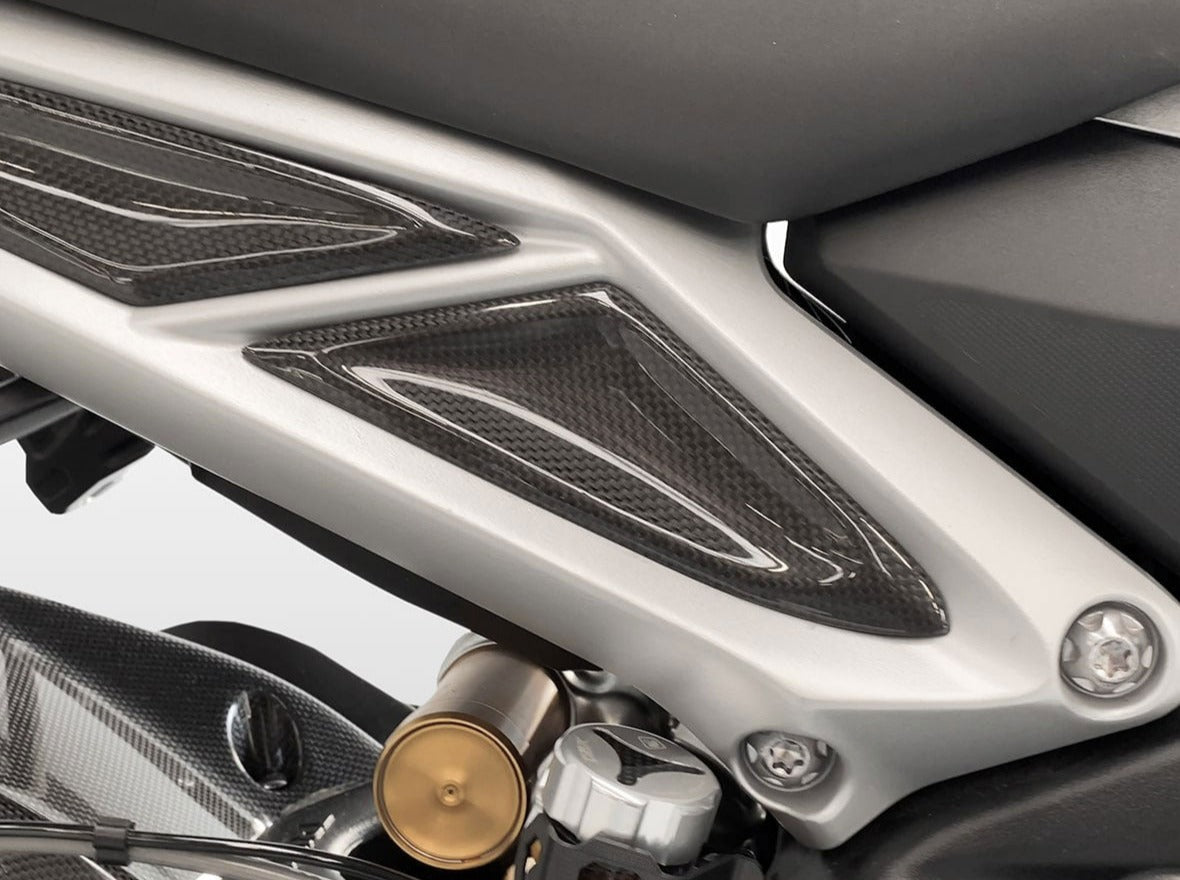 CRB91L - DBK Triumph Street Triple 765 S / R / RS (2017+) Glossy Carbon Side Covers – Accessories in the Motodeal Motorcycle Aftermarket Accessories and Parts Online Shop