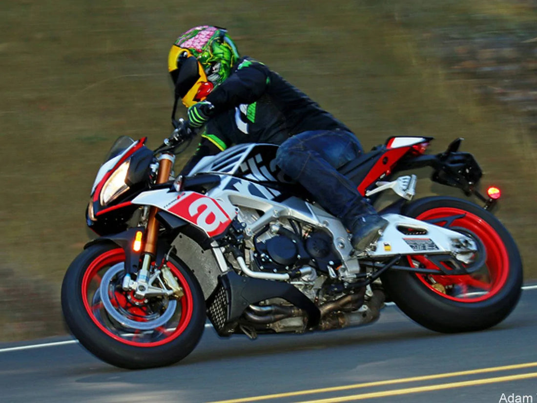 Aprilia Tuono V4 1100 (2015–2016) Review: The Ultimate Streetfighter with Superbike DNA