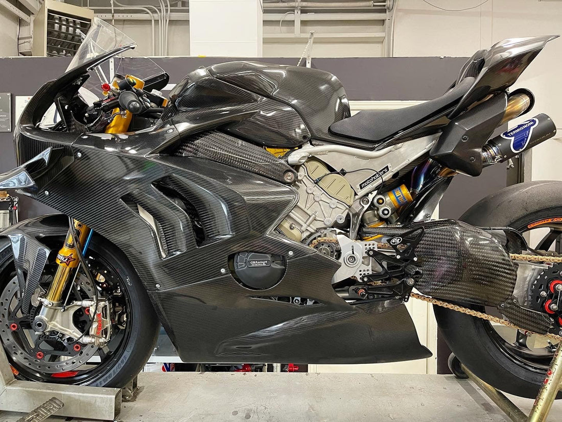 Top Carbon Fairing Kits for Lightweight Performance