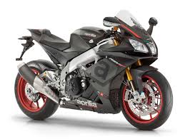 Aprilia RSV4 RR / Racing Factory (2015–2016) Review: A Race-Bred Superbike That Redefined Performance