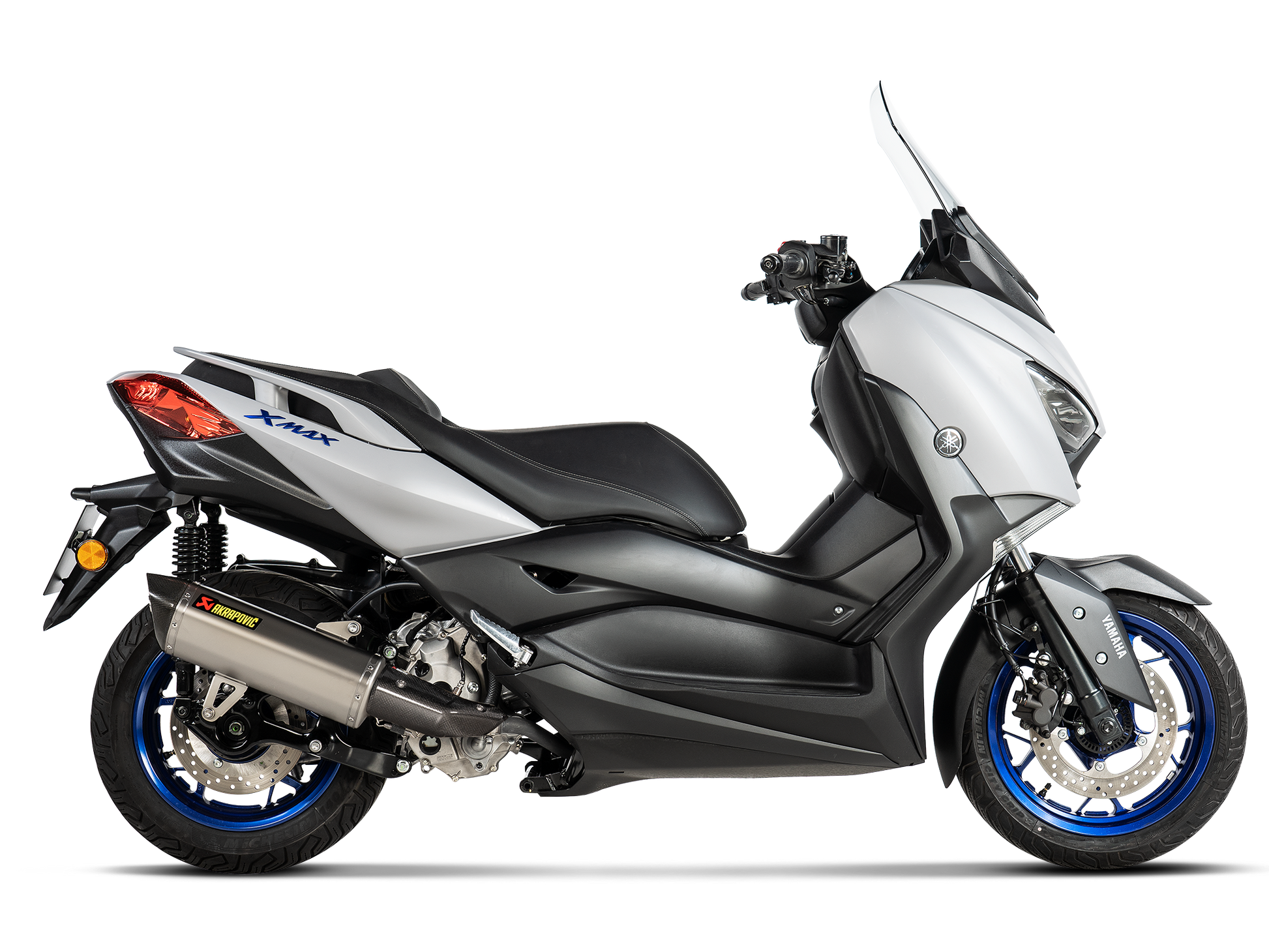 AKRAPOVIC P-HSY3SO2 Yamaha Tricity 300 / X-MAX 300 (2021+) Heat Shield (carbon) – Accessories in the 2WheelsHero Motorcycle Aftermarket Accessories and Parts Online Shop