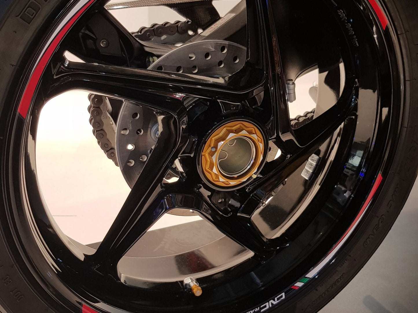 DA504 - CNC RACING MV Agusta Rear Wheel Nut bi-color (right) – Accessories in the Motodeal Motorcycle Aftermarket Accessories and Parts Online Shop