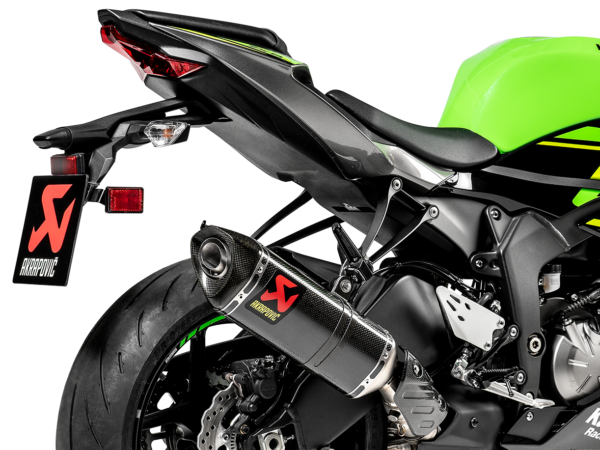 AKRAPOVIC S-K6SO7-HZC Kawasaki Ninja ZX-6R (2020+) Slip-on Exhaust (carbon) – Accessories in the 2WheelsHero Motorcycle Aftermarket Accessories and Parts Online Shop