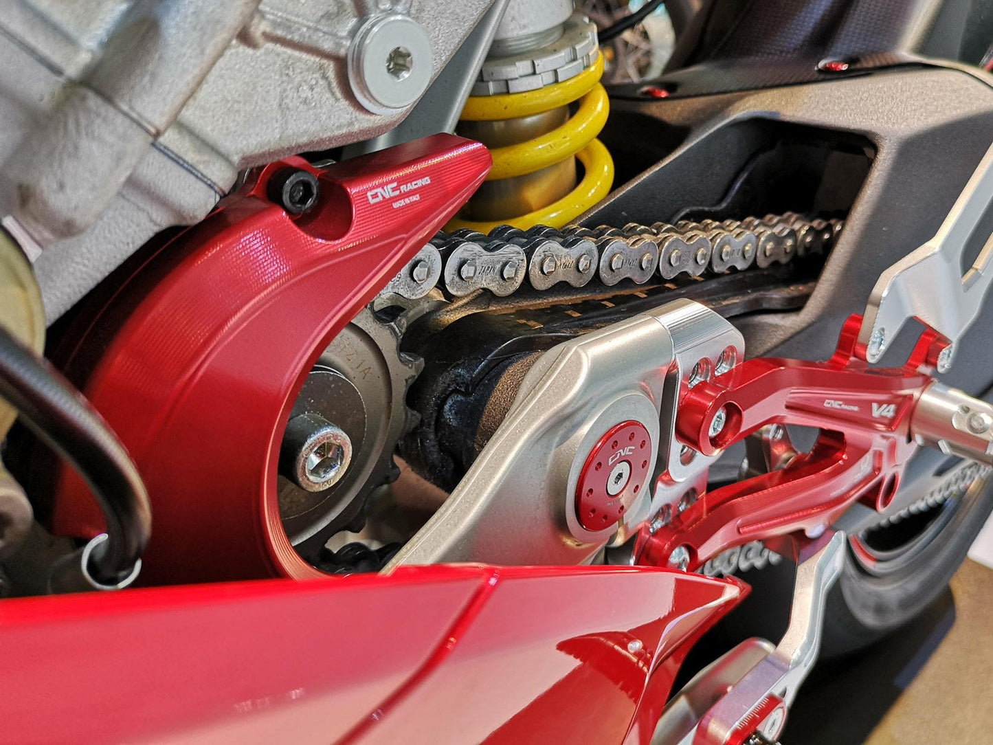 CP172 - CNC RACING Ducati Panigale V4 / Streetfighter V4 Front Sprocket Cover – Accessories in the Motodeal Motorcycle Aftermarket Accessories and Parts Online Shop