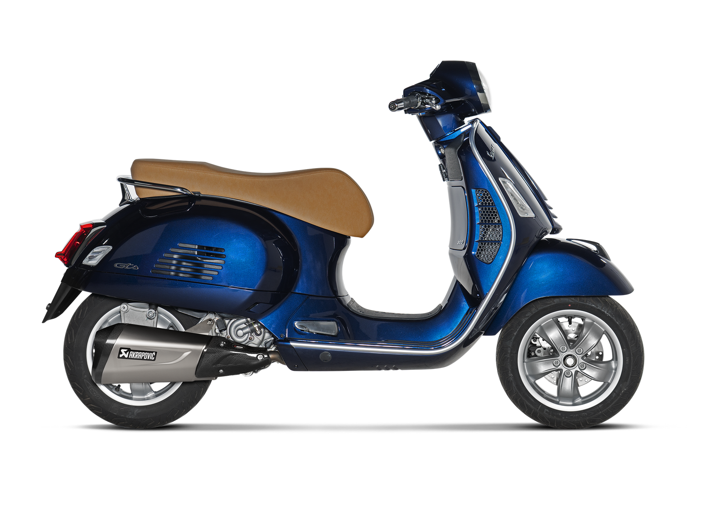 AKRAPOVIC S-VE3SO11-ZDFSS Vespa GTS Super 300 / Sei Giorni / Tech (2024+) Slip-On Exhaust (SS) – Accessories in the 2WheelsHero Motorcycle Aftermarket Accessories and Parts Online Shop