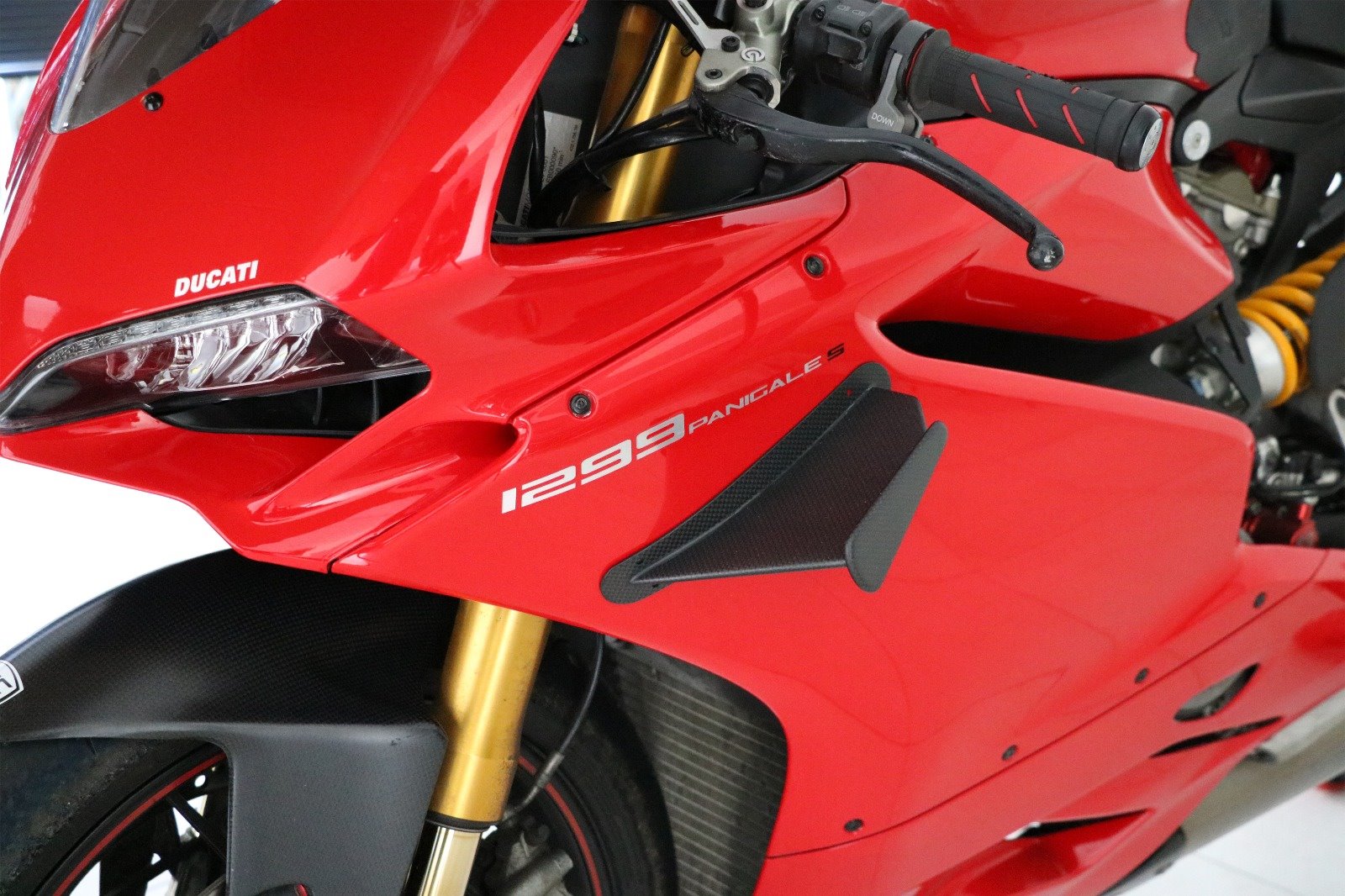 ZW001 - CNC RACING Ducati Panigale (12/19) MotoGP Carbon Aerodynamic Winglets – Accessories in the Motodeal Motorcycle Aftermarket Accessories and Parts Online Shop