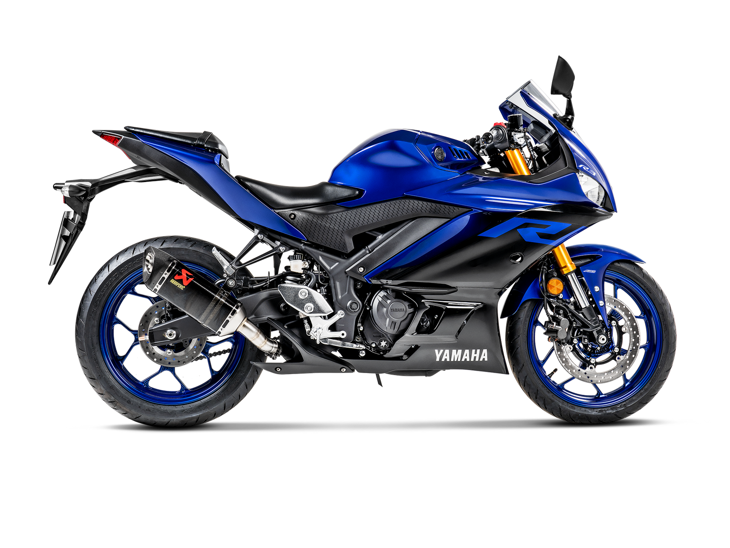 AKRAPOVIC S-Y2SO16-HAPC/1 Yamaha YZF-R3 (2021+) Slip-On Exhaust (carbon) – Accessories in the 2WheelsHero Motorcycle Aftermarket Accessories and Parts Online Shop