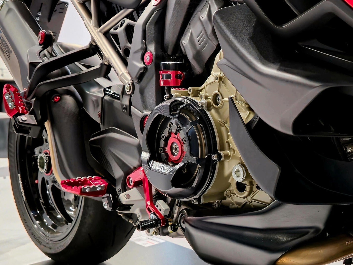 CA401 - CNC RACING Ducati Multistrada V4 RS / Streetfighter V4 Clear Cover Dry Clutch – Accessories in the Motodeal Motorcycle Aftermarket Accessories and Parts Online Shop