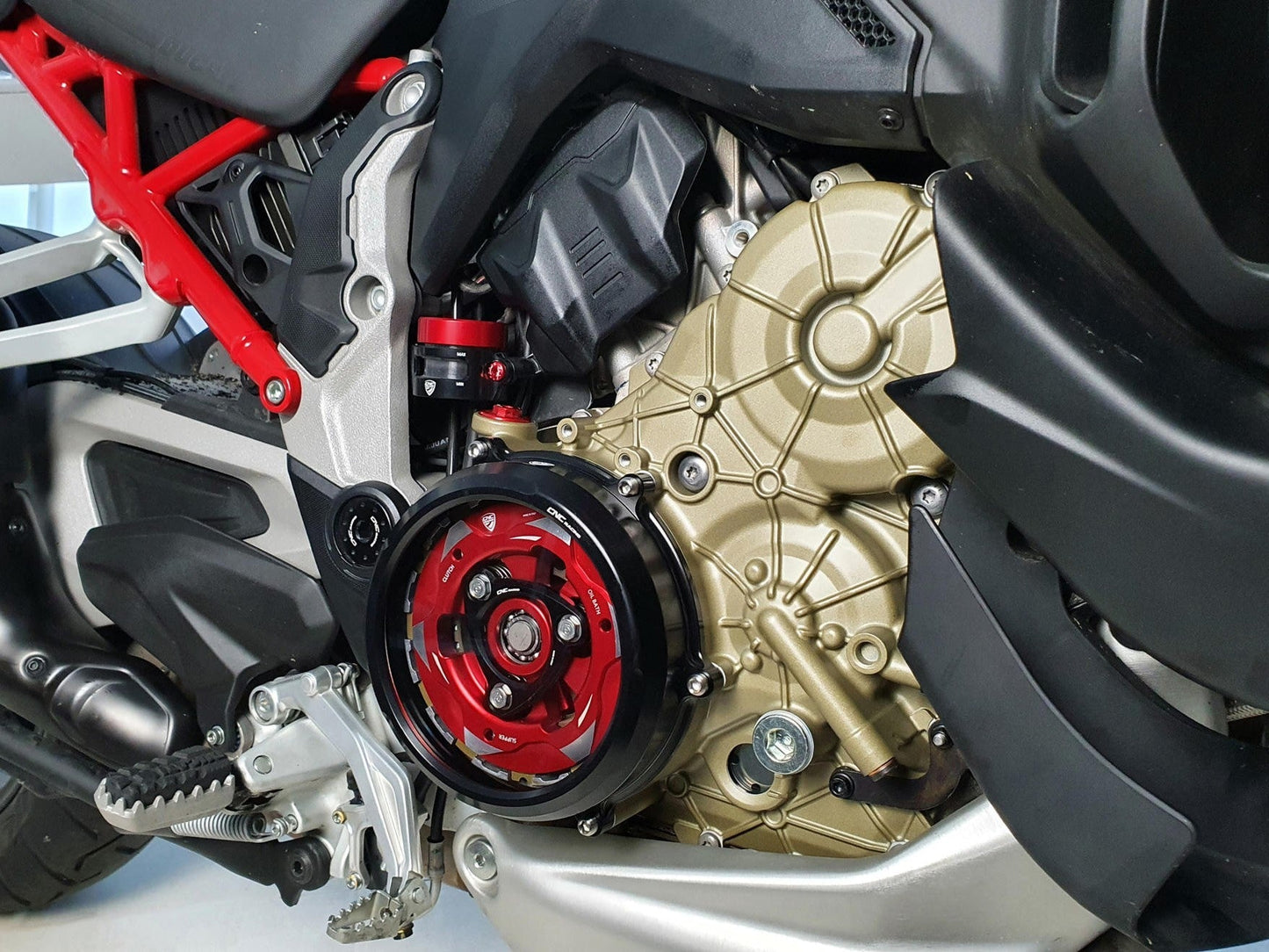 CA210 - CNC RACING Ducati Diavel V4 / Multistrada V4 Clear Clutch Cover + Conversion Kit – Accessories in the Motodeal Motorcycle Aftermarket Accessories and Parts Online Shop