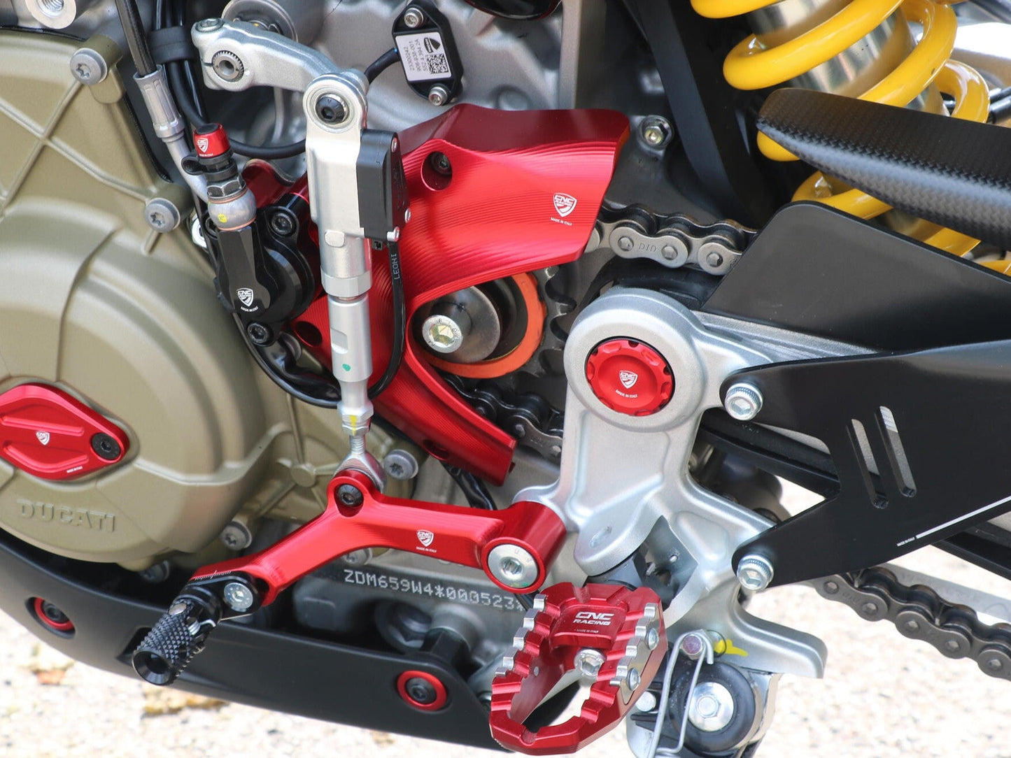 CP177 - CNC RACING Ducati Hypermotard 698 Mono (2024+) Front Sprocket Cover – Accessories in the Motodeal Motorcycle Aftermarket Accessories and Parts Online Shop