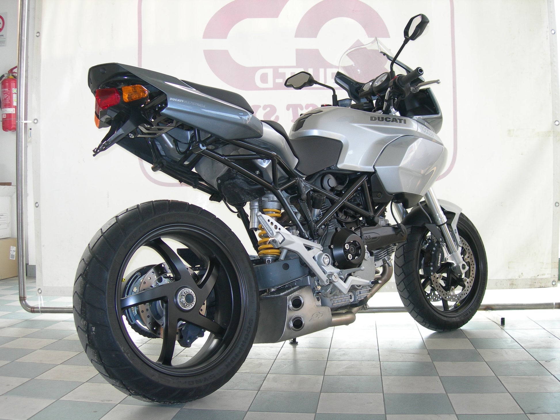 QD EXHAUST Ducati Multistrada 1000/1100 Full Exhaust System "Ex-Box" (EU homologated) – Accessories in the 2WheelsHero Motorcycle Aftermarket Accessories and Parts Online Shop