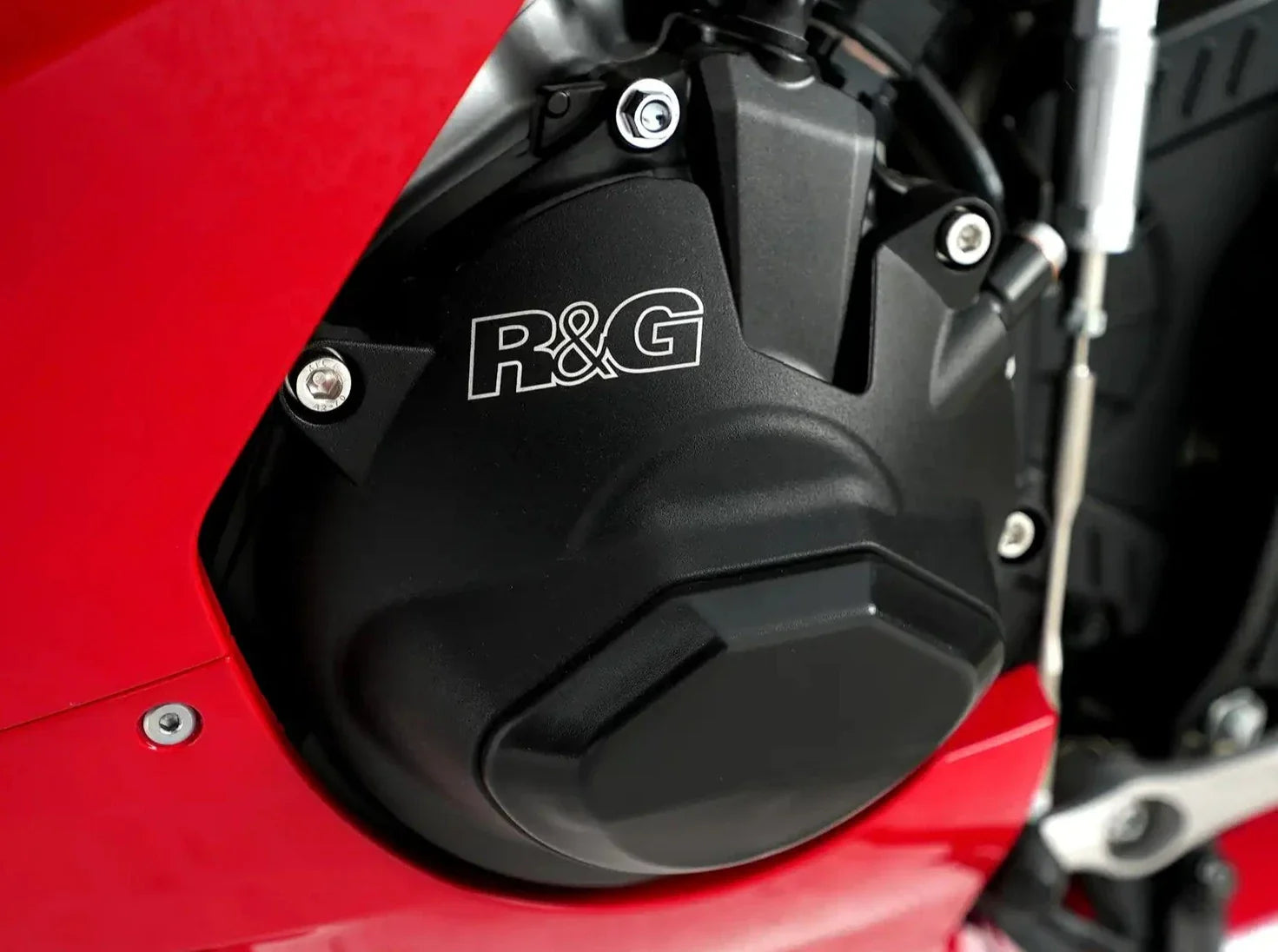 ECC0310 - R&G RACING Honda CBR1000RR-R (20/23) Alternator Cover Protection (left side, Pro version) – Accessories in the 2WheelsHero Motorcycle Aftermarket Accessories and Parts Online Shop