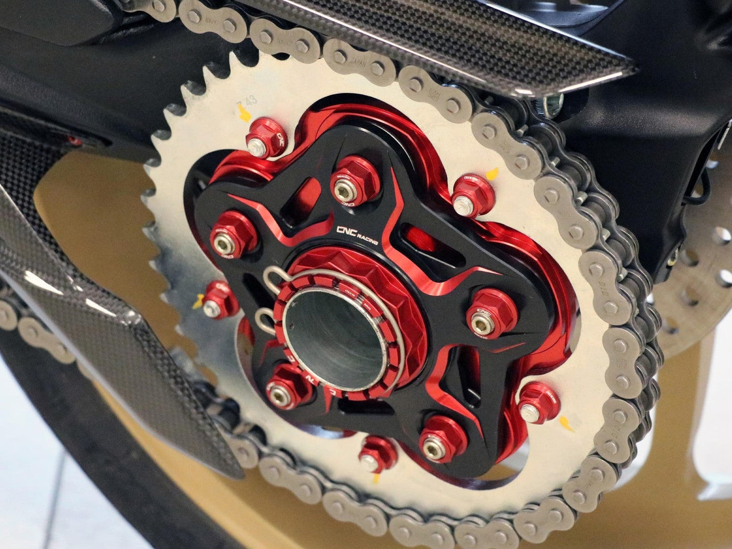 FL508 - CNC RACING MV Agusta Rear Sprocket Flange (carrier; 5 holes) – Accessories in the Motodeal Motorcycle Aftermarket Accessories and Parts Online Shop