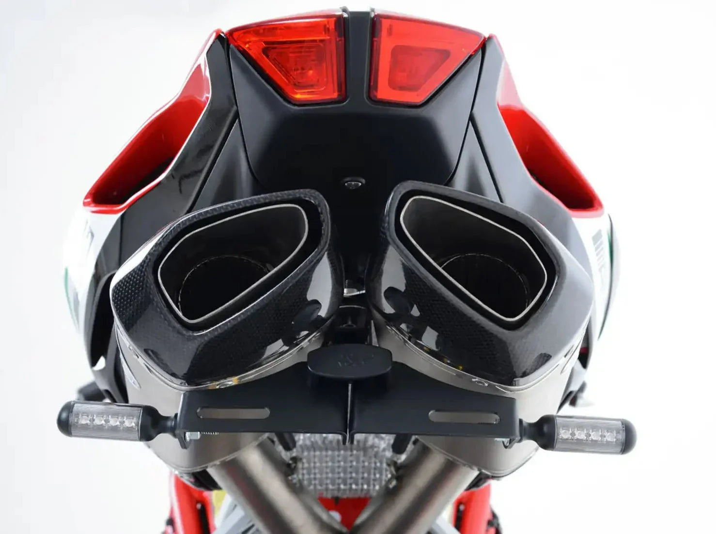 LP0189 - R&G RACING MV Agusta F4 R / RR / RC (2015+) Tail Tidy (only with Termignoni Racing silencer) – Accessories in the 2WheelsHero Motorcycle Aftermarket Accessories and Parts Online Shop