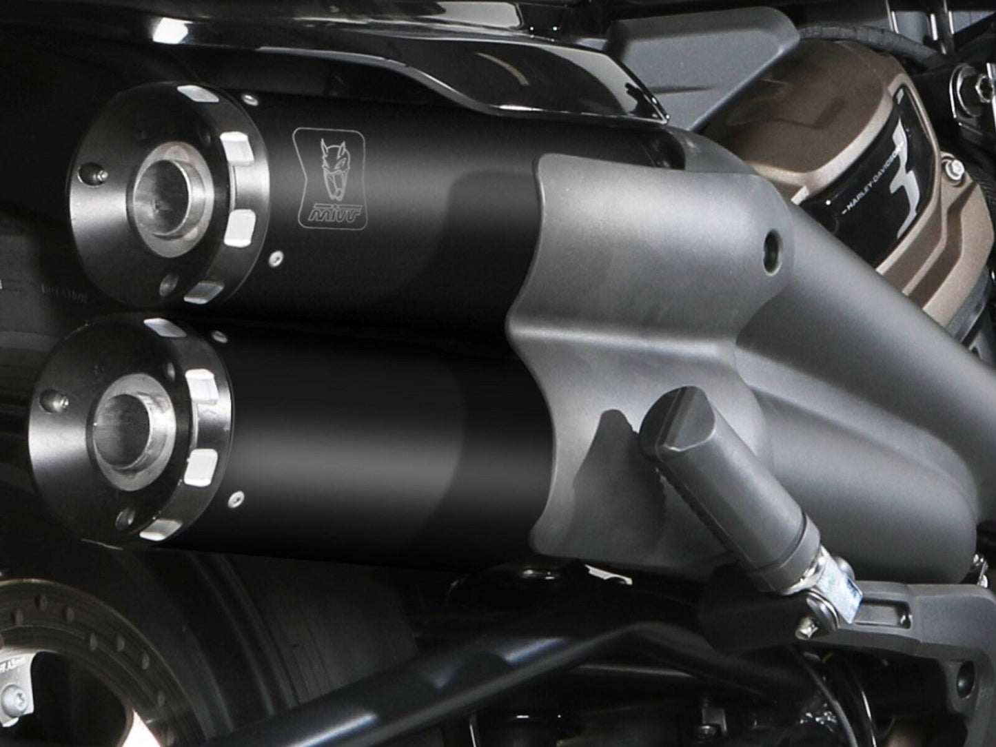 MIVV HD.004 HARLEY DAVIDSON SPORTSTER S ( 2021+ ) Dual Slip on Exhaust "HR-1" (black + aluminium back; approved) – Accessories in the 2WheelsHero Motorcycle Aftermarket Accessories and Parts Online Shop
