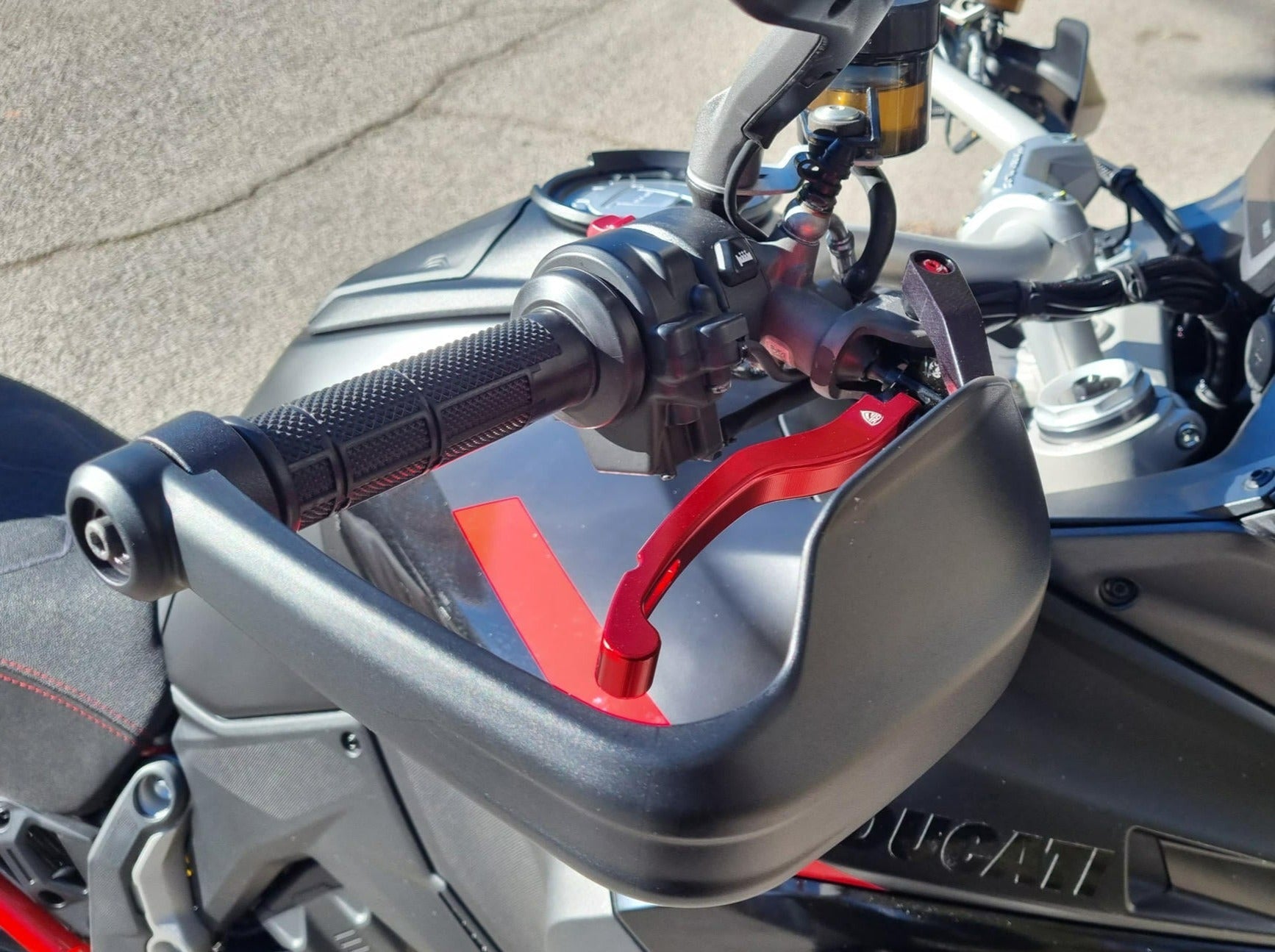 IFA02 - CNC RACING Ducati Fluid Tank Mounting Kit (for Brembo master cylinder) – Accessories in the Motodeal Motorcycle Aftermarket Accessories and Parts Online Shop