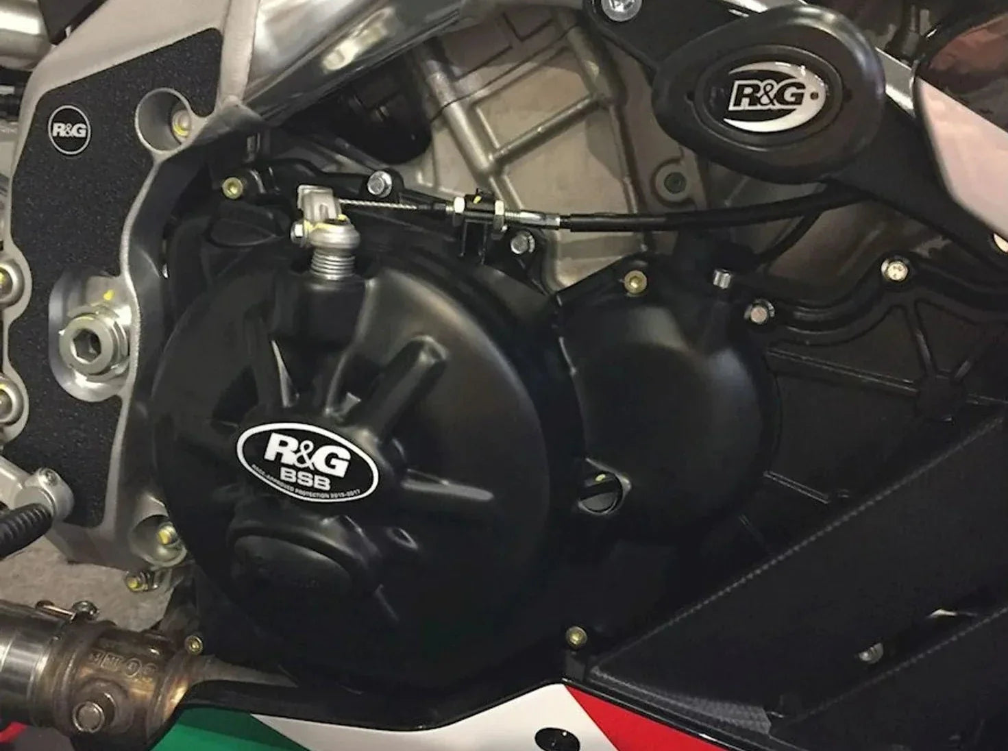 KEC0081 - R&G RACING Aprilia RSV4 / Tuono V4 / Factory Engine Case Covers Protection Kit (2 pcs, racing) – Accessories in the 2WheelsHero Motorcycle Aftermarket Accessories and Parts Online Shop