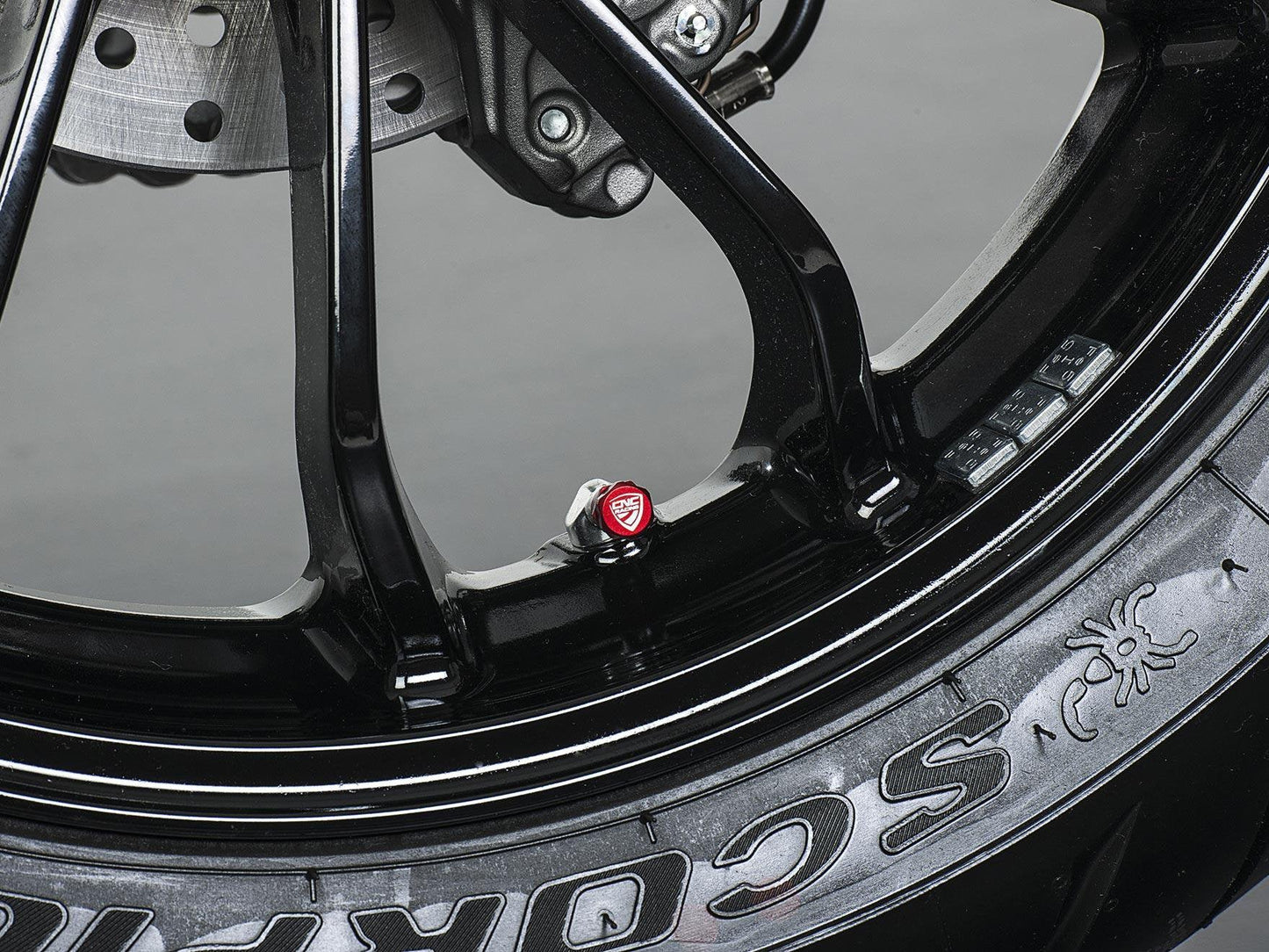 KS252 - CNC RACING Universal Wheel Valve Caps – Accessories in the Motodeal Motorcycle Aftermarket Accessories and Parts Online Shop