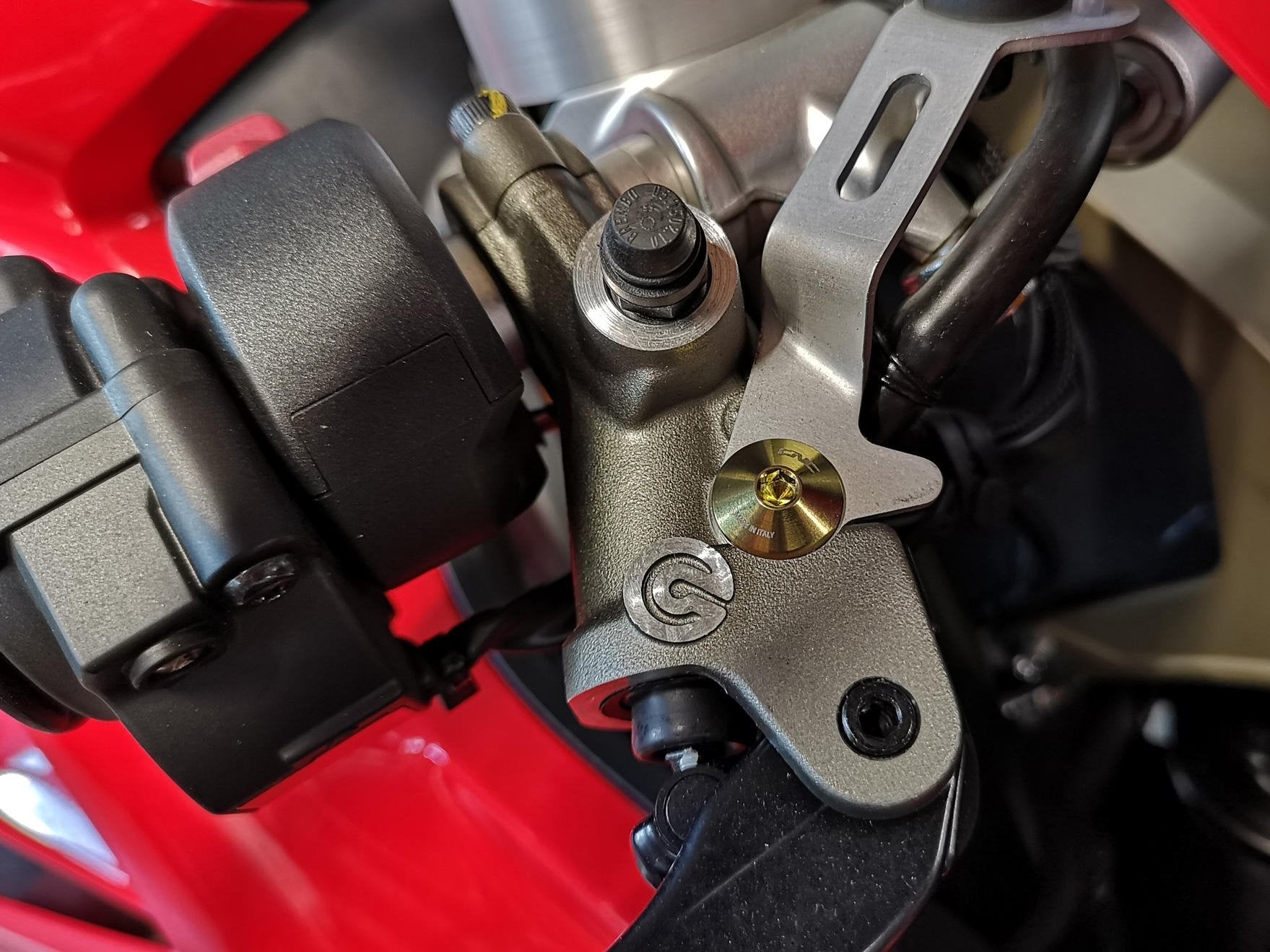 KV443X - CNC RACING Ducati / Aprilia Titanium Front Brake/Clutch Fluid Tank Bracket Screw – Accessories in the Motodeal Motorcycle Aftermarket Accessories and Parts Online Shop