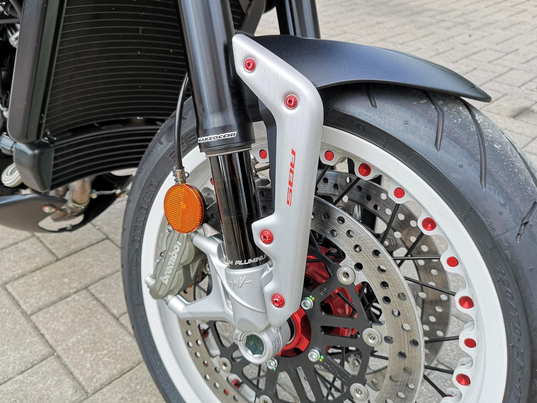 KV447 - CNC RACING MV Agusta Dragster 800 Front Mudguard Screws – Accessories in the Motodeal Motorcycle Aftermarket Accessories and Parts Online Shop