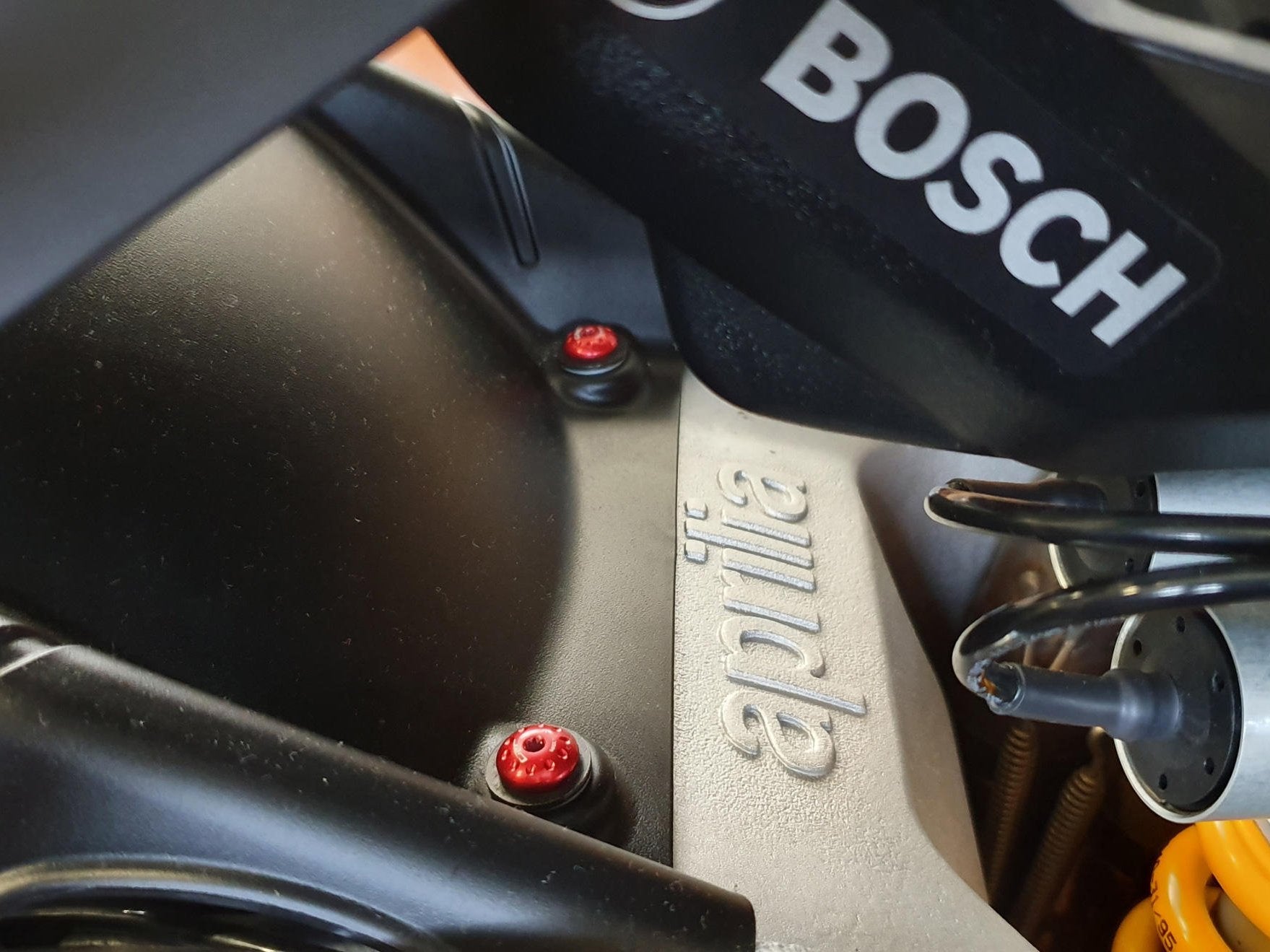 KV448 - CNC RACING Aprilia RSV4 / Tuono V4 Rear Mudguard Screws – Accessories in the Motodeal Motorcycle Aftermarket Accessories and Parts Online Shop