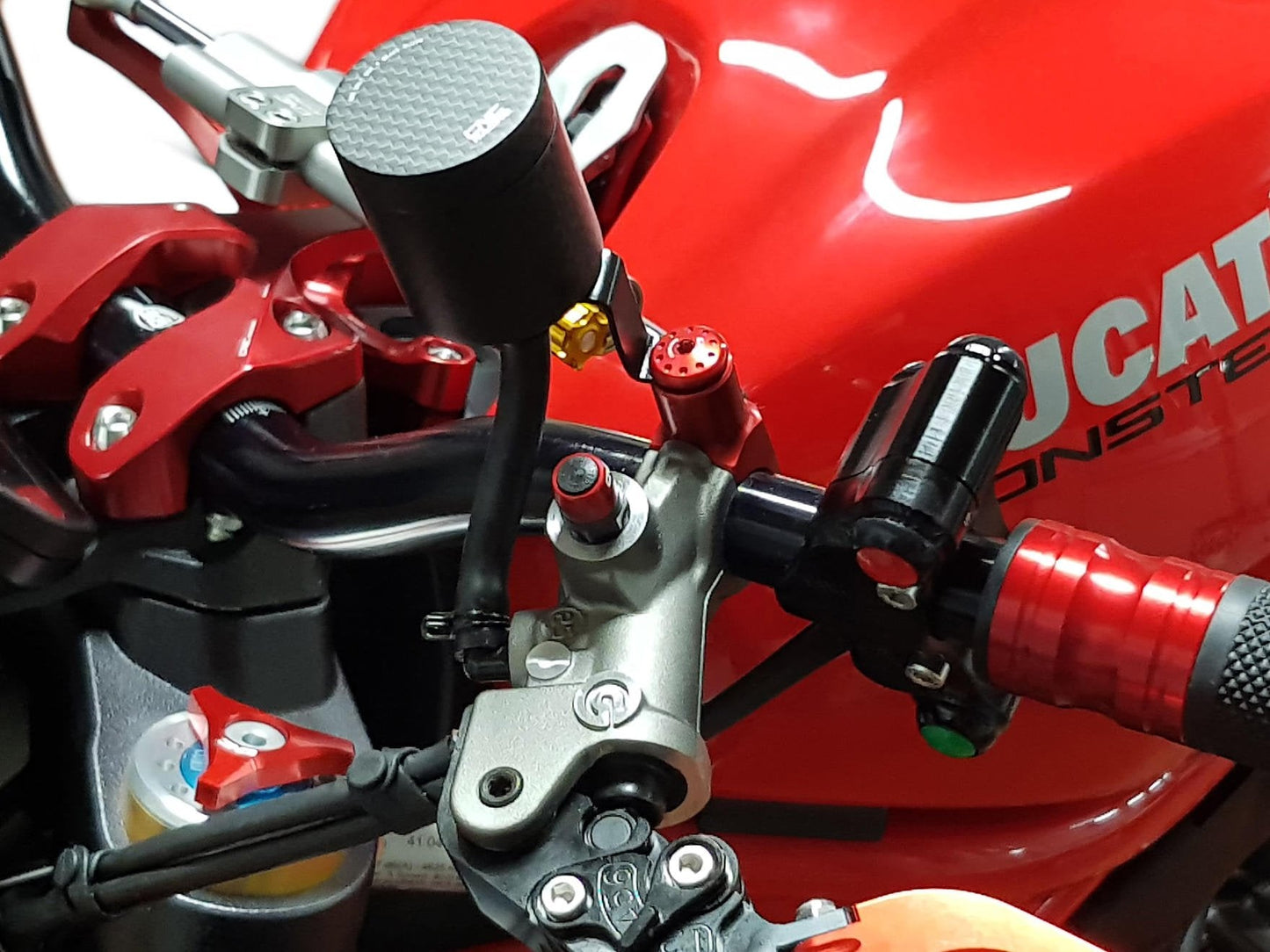 MRA11 - CNC RACING Universal Mirror Blanking Plug (M10; right) – Accessories in the Motodeal Motorcycle Aftermarket Accessories and Parts Online Shop