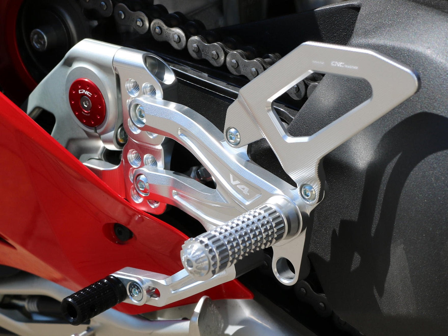PE406 - CNC RACING Ducati Panigale V4 (2018+) Adjustable Rearset "RPS" – Accessories in the Motodeal Motorcycle Aftermarket Accessories and Parts Online Shop