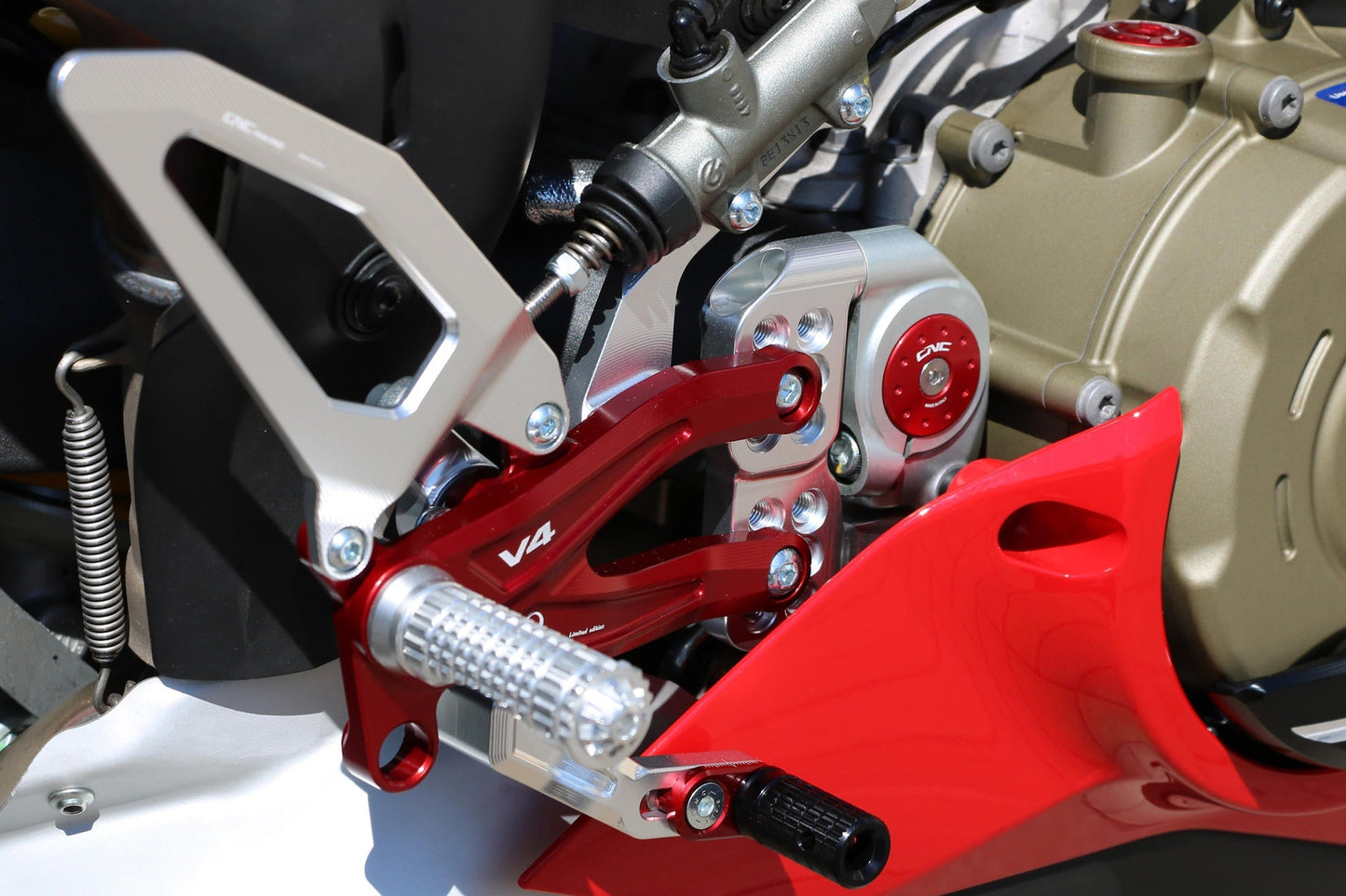 PE406PR - CNC RACING Ducati Panigale V4 (18/24) Adjustable Rearset "RPS" (Pramac Racing edition) – Accessories in the Motodeal Motorcycle Aftermarket Accessories and Parts Online Shop