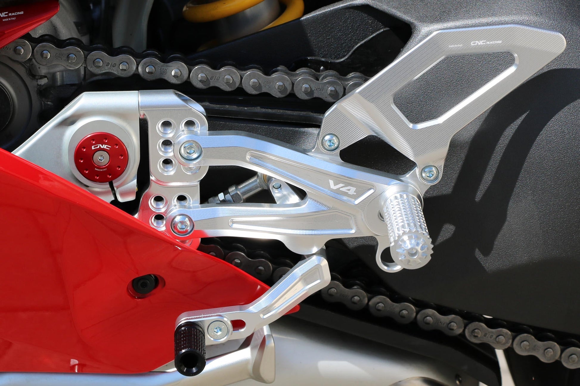 PE406 - CNC RACING Ducati Panigale V4 (2018+) Adjustable Rearset "RPS" – Accessories in the Motodeal Motorcycle Aftermarket Accessories and Parts Online Shop