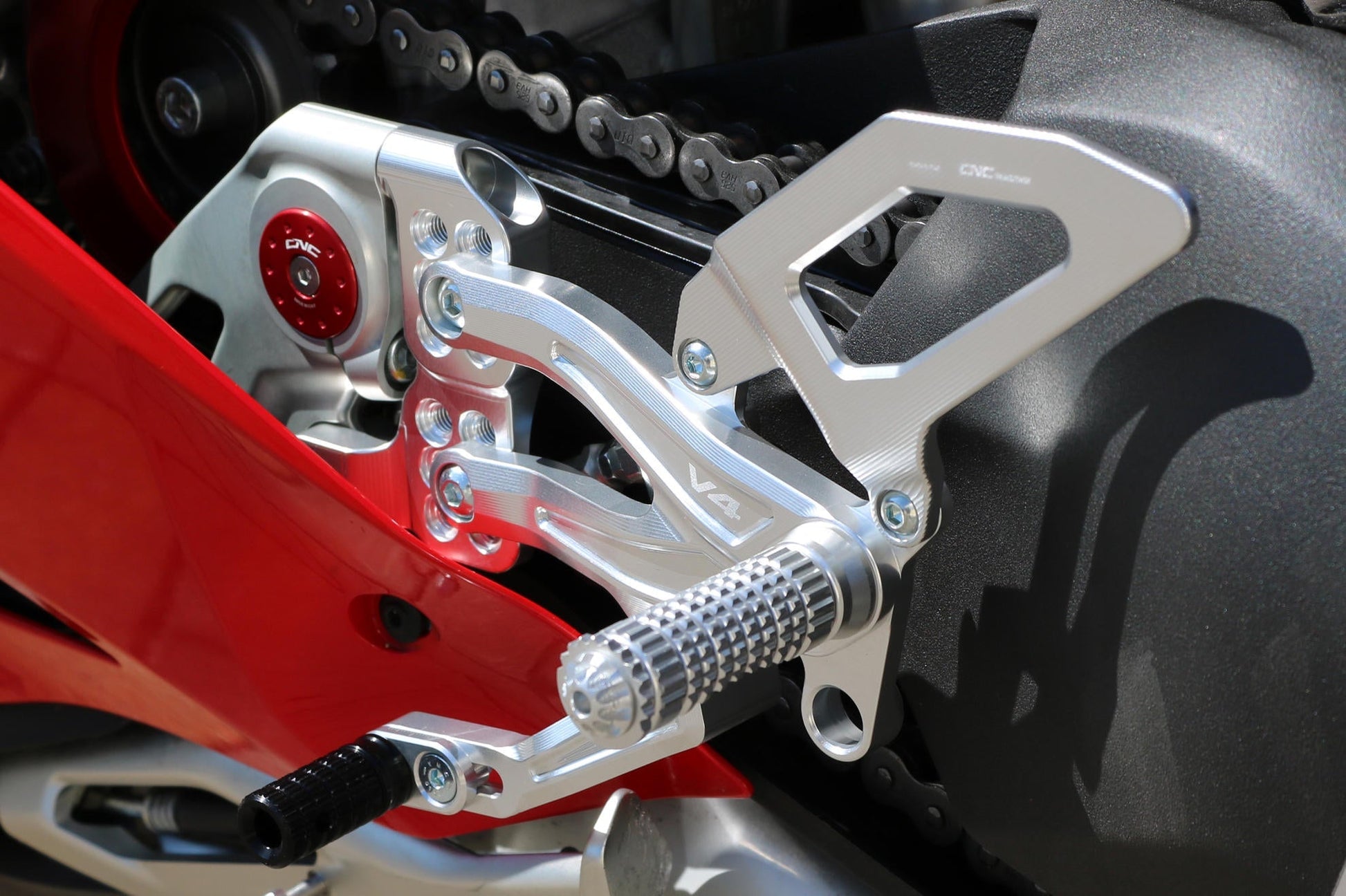 PE406 - CNC RACING Ducati Panigale V4 (2018+) Adjustable Rearset "RPS" – Accessories in the Motodeal Motorcycle Aftermarket Accessories and Parts Online Shop
