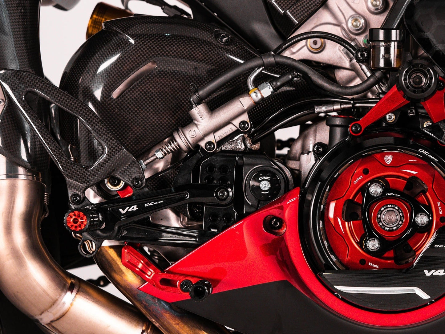 PE408 - CNC RACING Ducati Panigale V4 (18/24) Adjustable Rearset "RPS Carbon" – Accessories in the Motodeal Motorcycle Aftermarket Accessories and Parts Online Shop