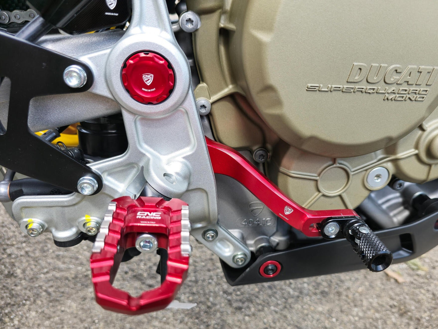 PEC08 - CNC RACING Ducati Hypermotard 698 Mono (2024+) Rear Brake Lever "Slide" – Accessories in the Motodeal Motorcycle Aftermarket Accessories and Parts Online Shop