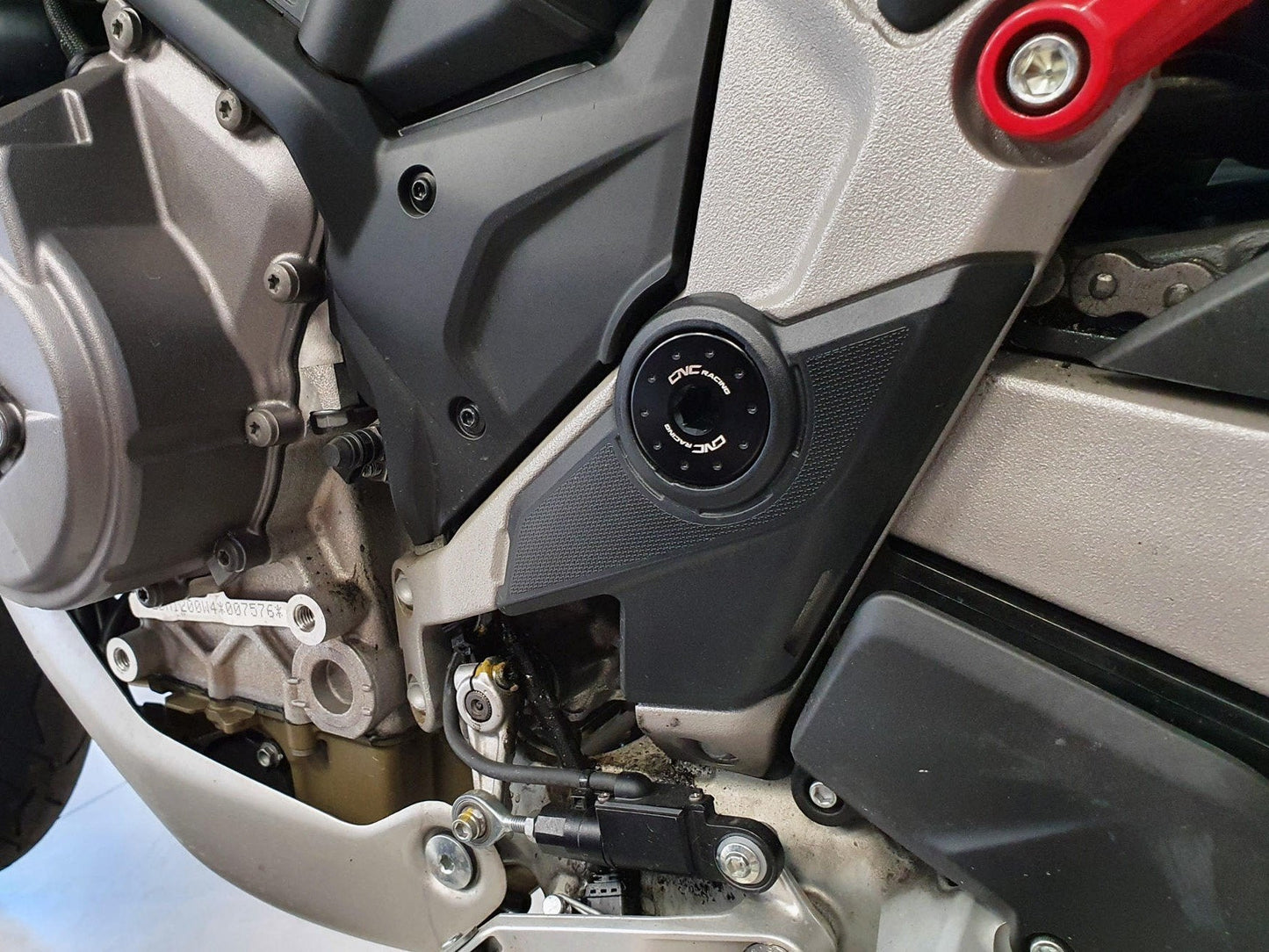 PEV05 - CNC RACING Ducati Diavel V4 / Multistrada V4 (2021+) OEM Rearset Central Bolts – Accessories in the Motodeal Motorcycle Aftermarket Accessories and Parts Online Shop