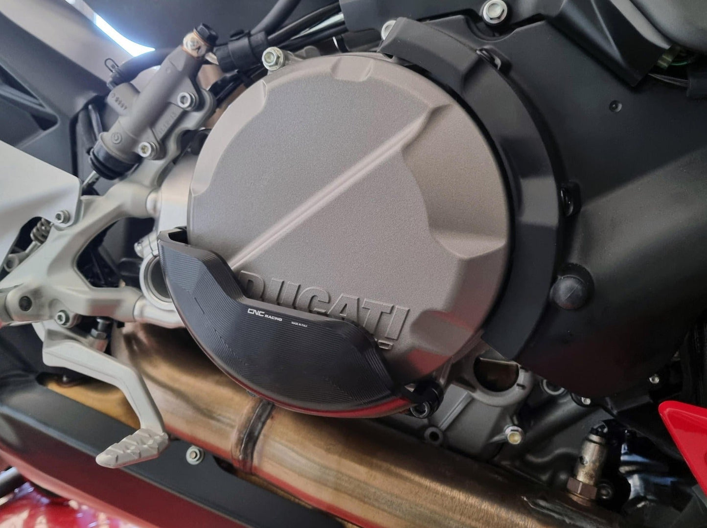 PR322 - CNC RACING Ducati Streetfighter V2 (2022+) Clutch Cover Protector – Accessories in the Motodeal Motorcycle Aftermarket Accessories and Parts Online Shop