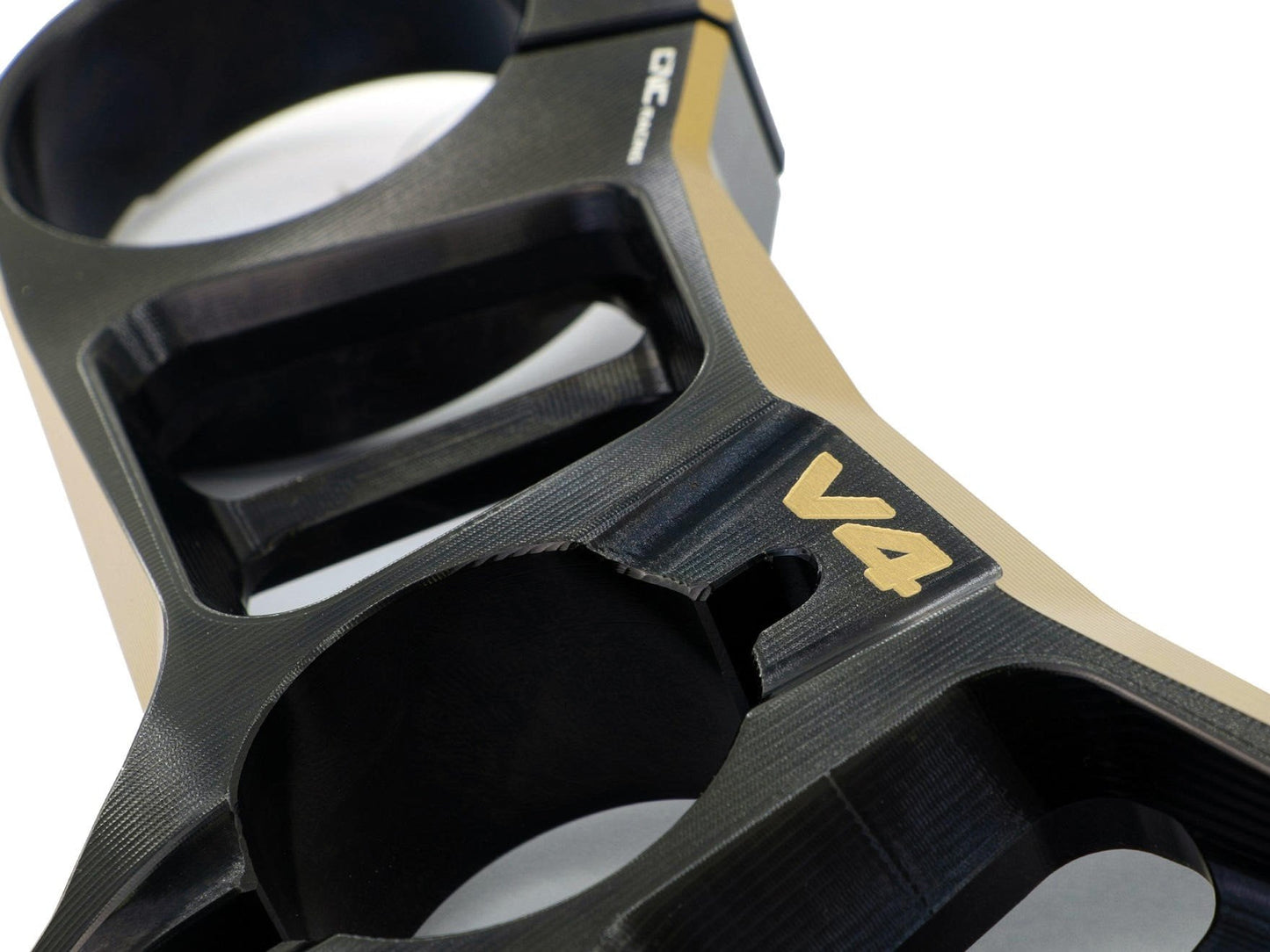 PST15 - CNC RACING Ducati Panigale V4 (18/24) Triple Clamps Top Plate (bi-color) – Accessories in the Motodeal Motorcycle Aftermarket Accessories and Parts Online Shop