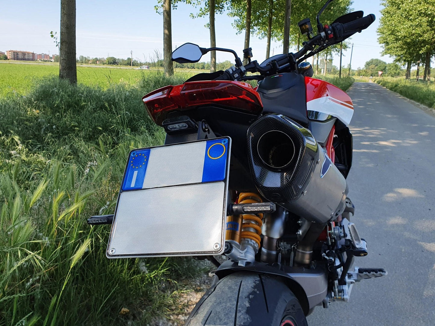 PT151 - CNC RACING Ducati Hypermotard 950 Adjustable LED License Plate – Accessories in the Motodeal Motorcycle Aftermarket Accessories and Parts Online Shop