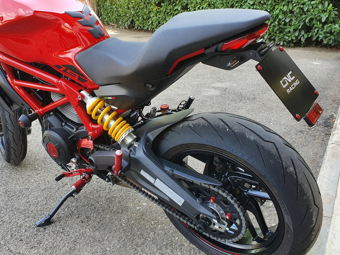 PT152 - CNC RACING Ducati Monster / SuperSport Adjustable LED License Plate – Accessories in the Motodeal Motorcycle Aftermarket Accessories and Parts Online Shop