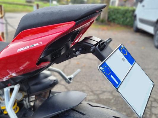 PT158 - CNC RACING Ducati Panigale V2 / V4 / Streetfighter (18/24) Adjustable LED License Plate Holder – Accessories in the Motodeal Motorcycle Aftermarket Accessories and Parts Online Shop