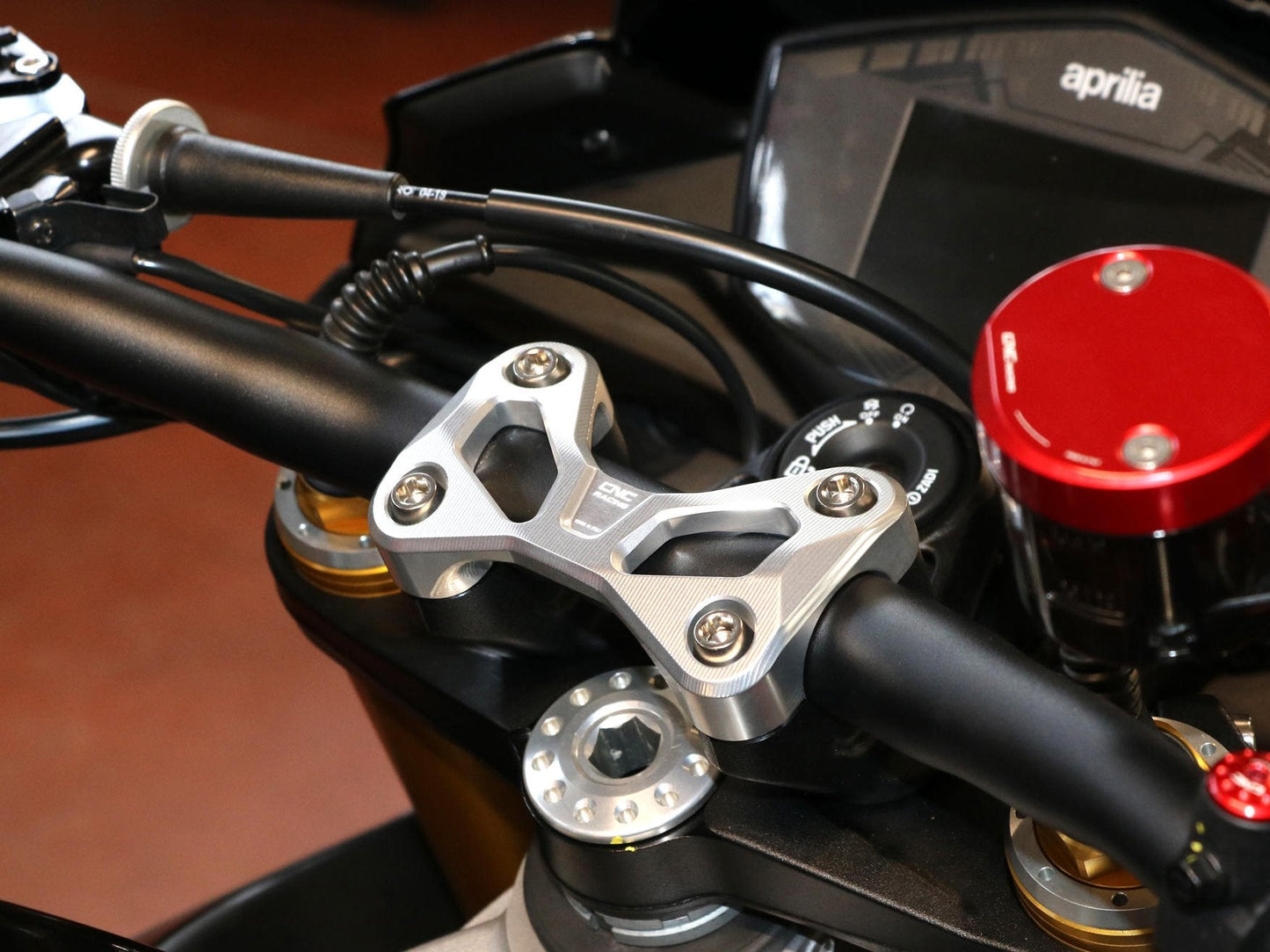 RM256 - CNC RACING Aprilia Tuono V4 / 660 Handlebar Top Clamp – Accessories in the Motodeal Motorcycle Aftermarket Accessories and Parts Online Shop