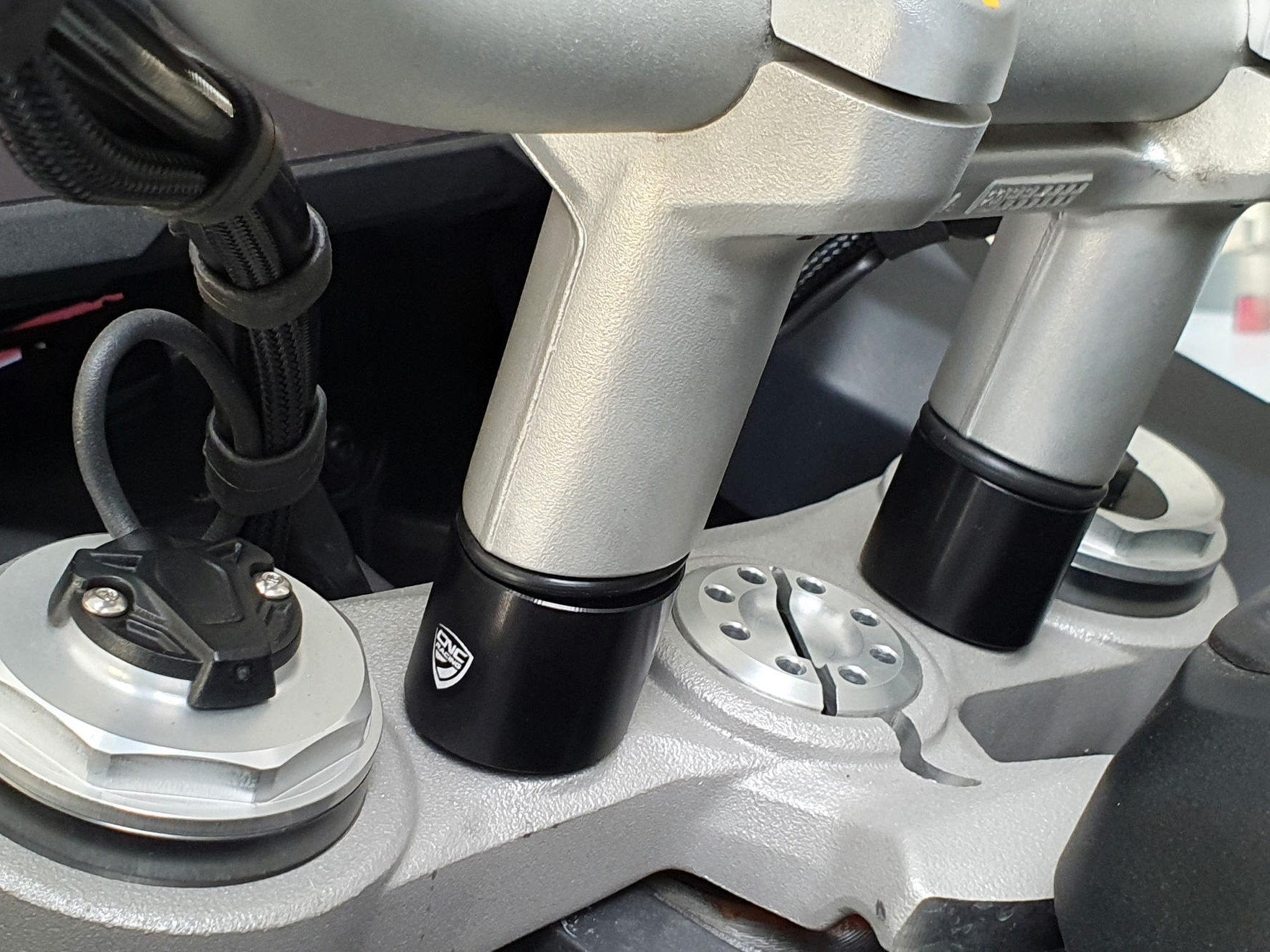 RM258 - CNC RACING Ducati Multistrada V4 (2021+) Handlebar Riser Spacers (H 30mm) – Accessories in the Motodeal Motorcycle Aftermarket Accessories and Parts Online Shop