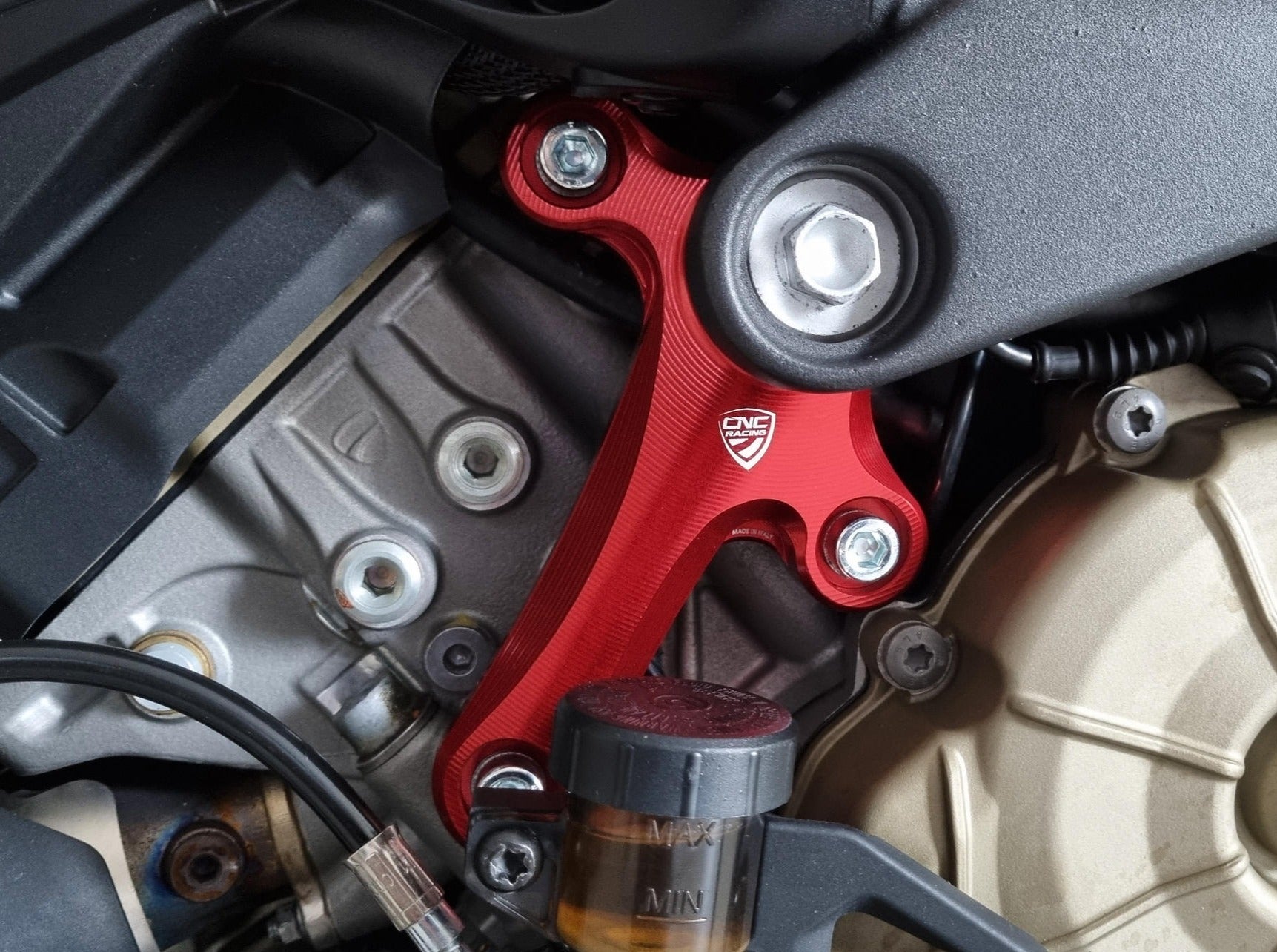 STM01 - CNC RACING Ducati Panigale V4 / Streetfighter (18/24) Engine Holder (right side) – Accessories in the Motodeal Motorcycle Aftermarket Accessories and Parts Online Shop