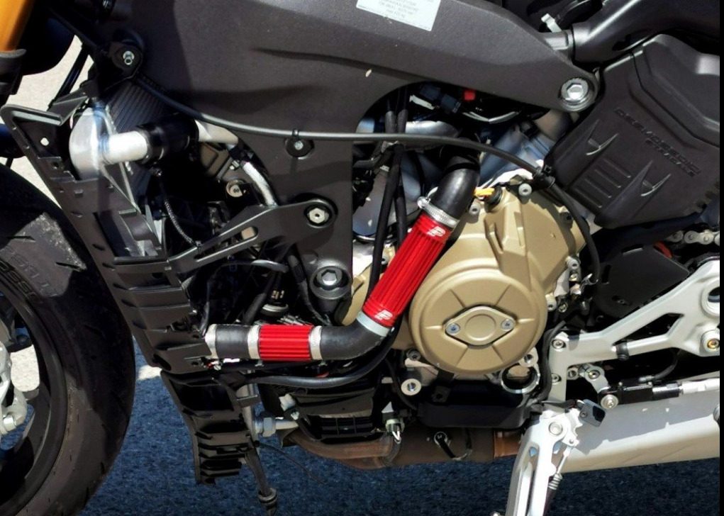 DC02 - PERFORMANCE TECHNOLOGY Ducati Panigale V4 / Streetfighter (18/24) Line Cooler Kit – Accessories in the Motodeal Motorcycle Aftermarket Accessories and Parts Online Shop