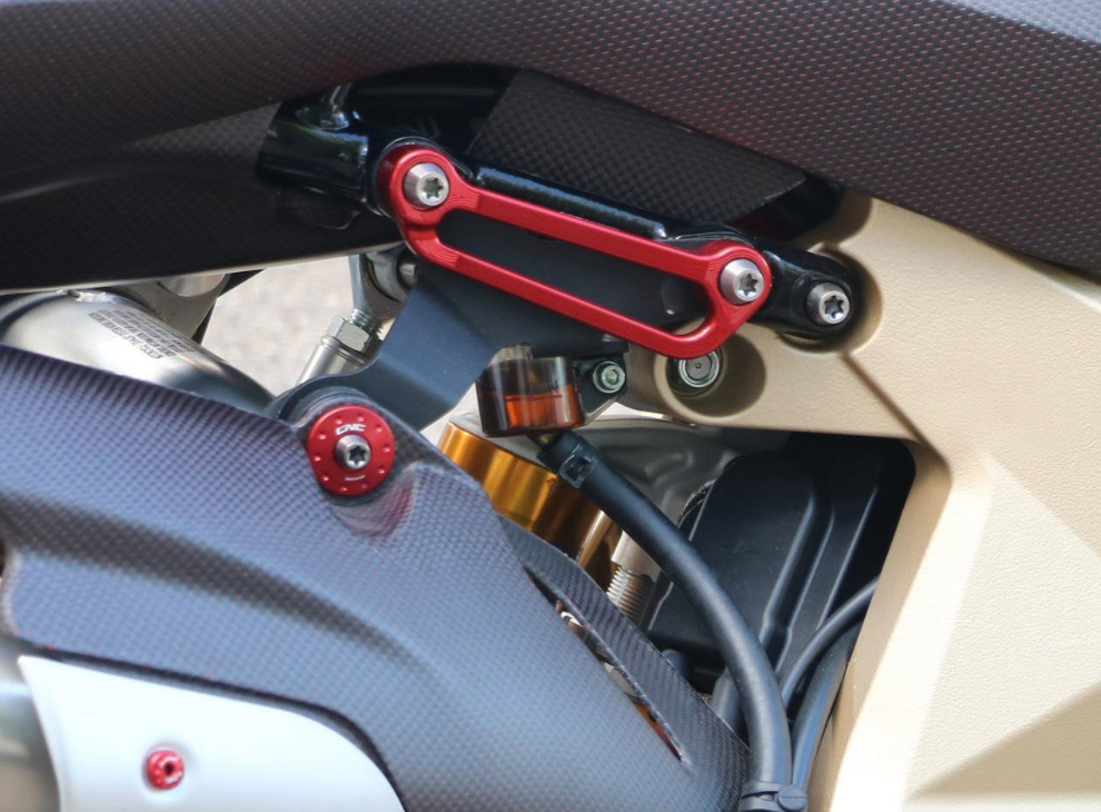 PET51 - CNC RACING MV Agusta Brutale 1000 RR Rear Footrest Removal Plates – Accessories in the Motodeal Motorcycle Aftermarket Accessories and Parts Online Shop