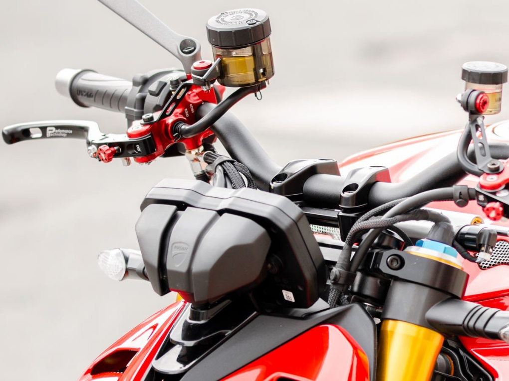 HPB - PERFORMANCE TECHNOLOGY Universal Brake Radial Master Cylinder "3D-Tech" – Accessories in the Motodeal Motorcycle Aftermarket Accessories and Parts Online Shop