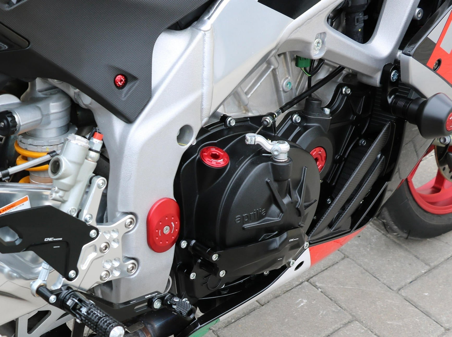 TA202 - CNC RACING Moto Guzzi V7 / V85 Oil Filler Cap "Gear" (M25x1,5) – Accessories in the Motodeal Motorcycle Aftermarket Accessories and Parts Online Shop