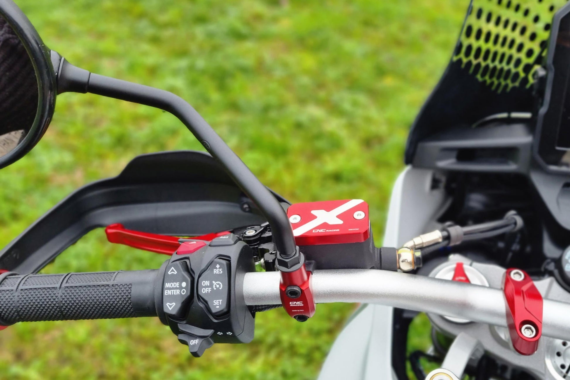 TF201 - CNC RACING Ducati DesertX (2022+) Front Brake Fluid Tank Cap – Accessories in the Motodeal Motorcycle Aftermarket Accessories and Parts Online Shop