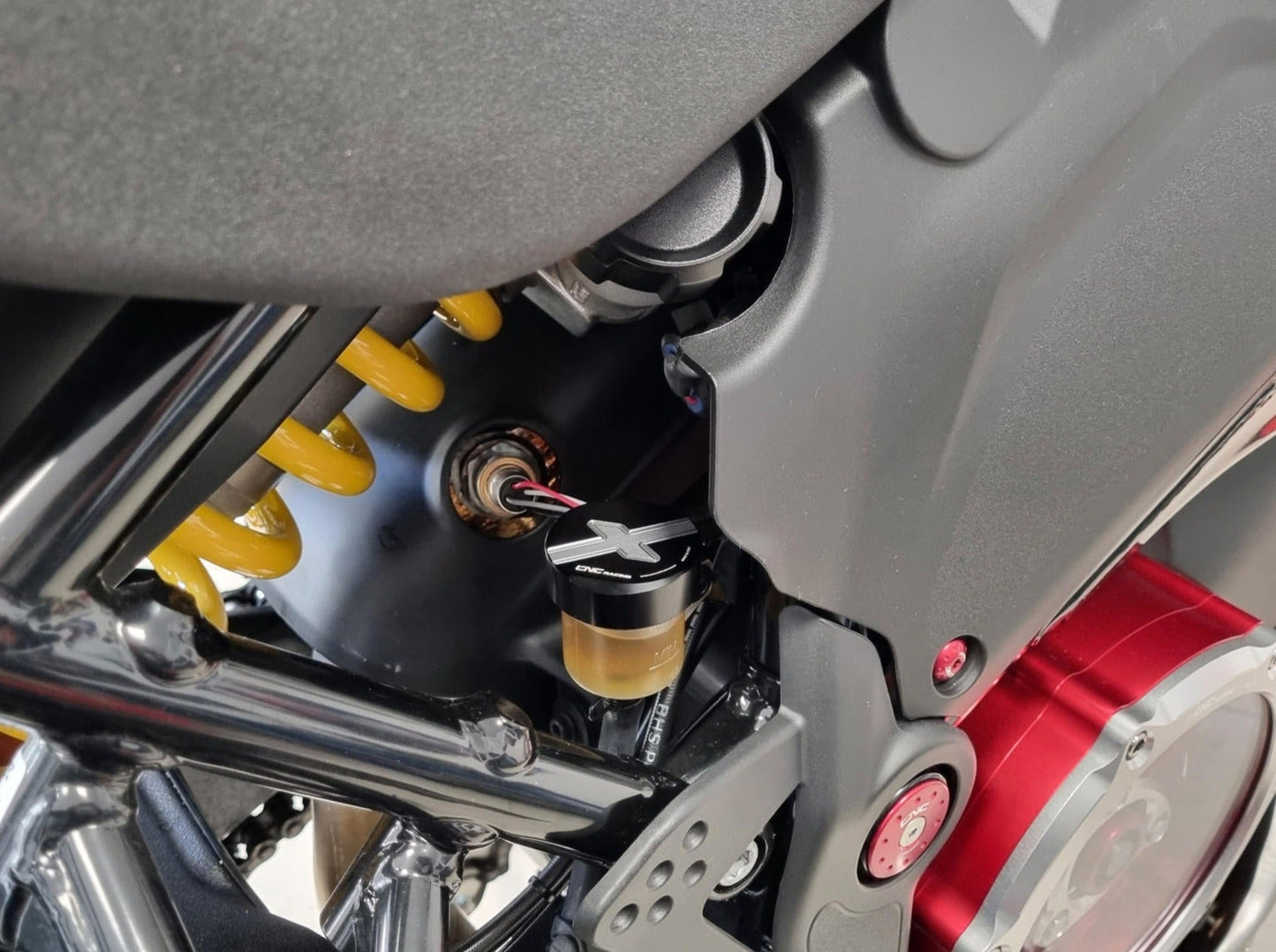 TF203 - CNC RACING Ducati DesertX (2022+) Rear Brake Fluid Tank Cap – Accessories in the Motodeal Motorcycle Aftermarket Accessories and Parts Online Shop